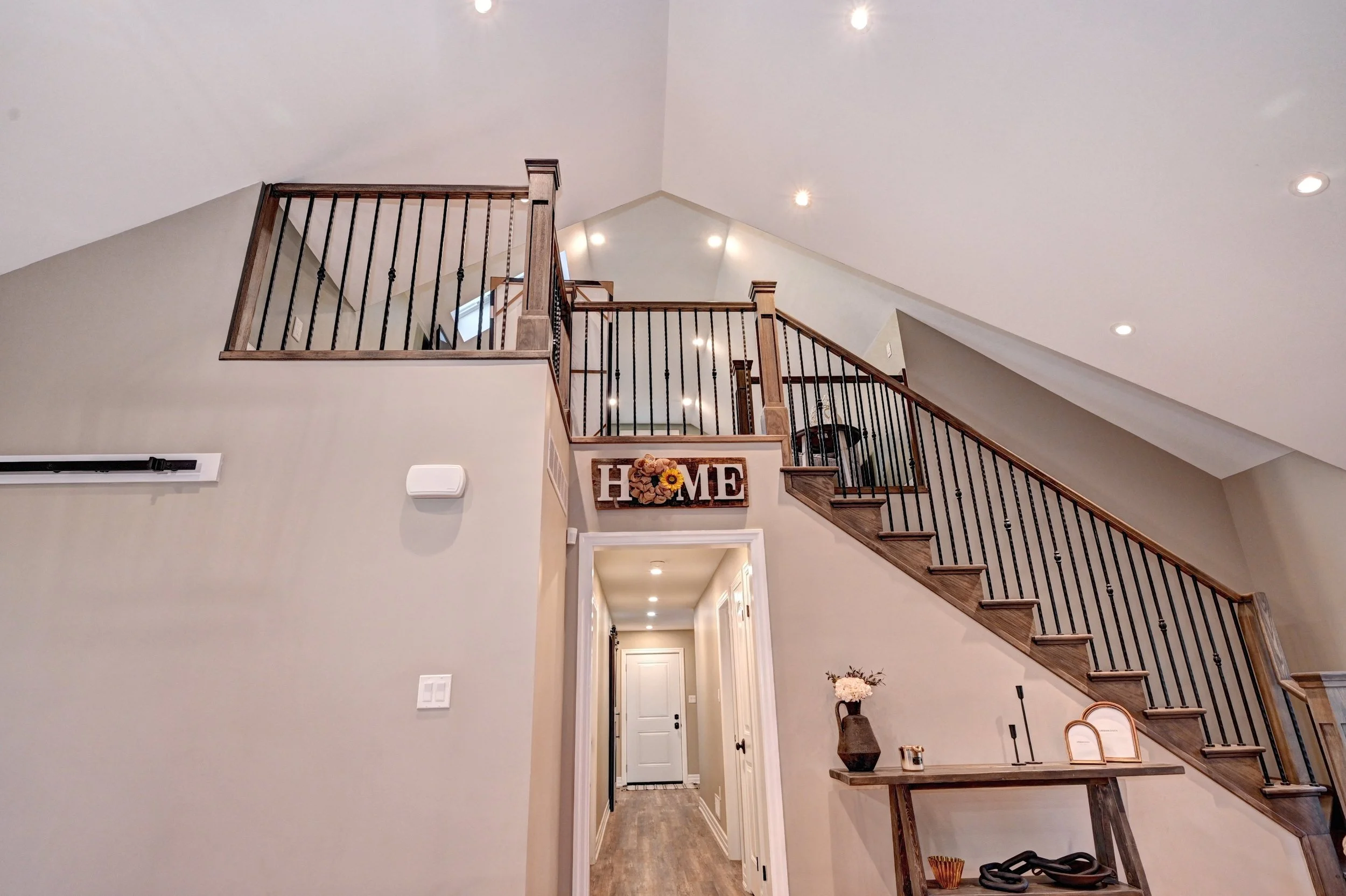 030-52 Stairway (2).jpg