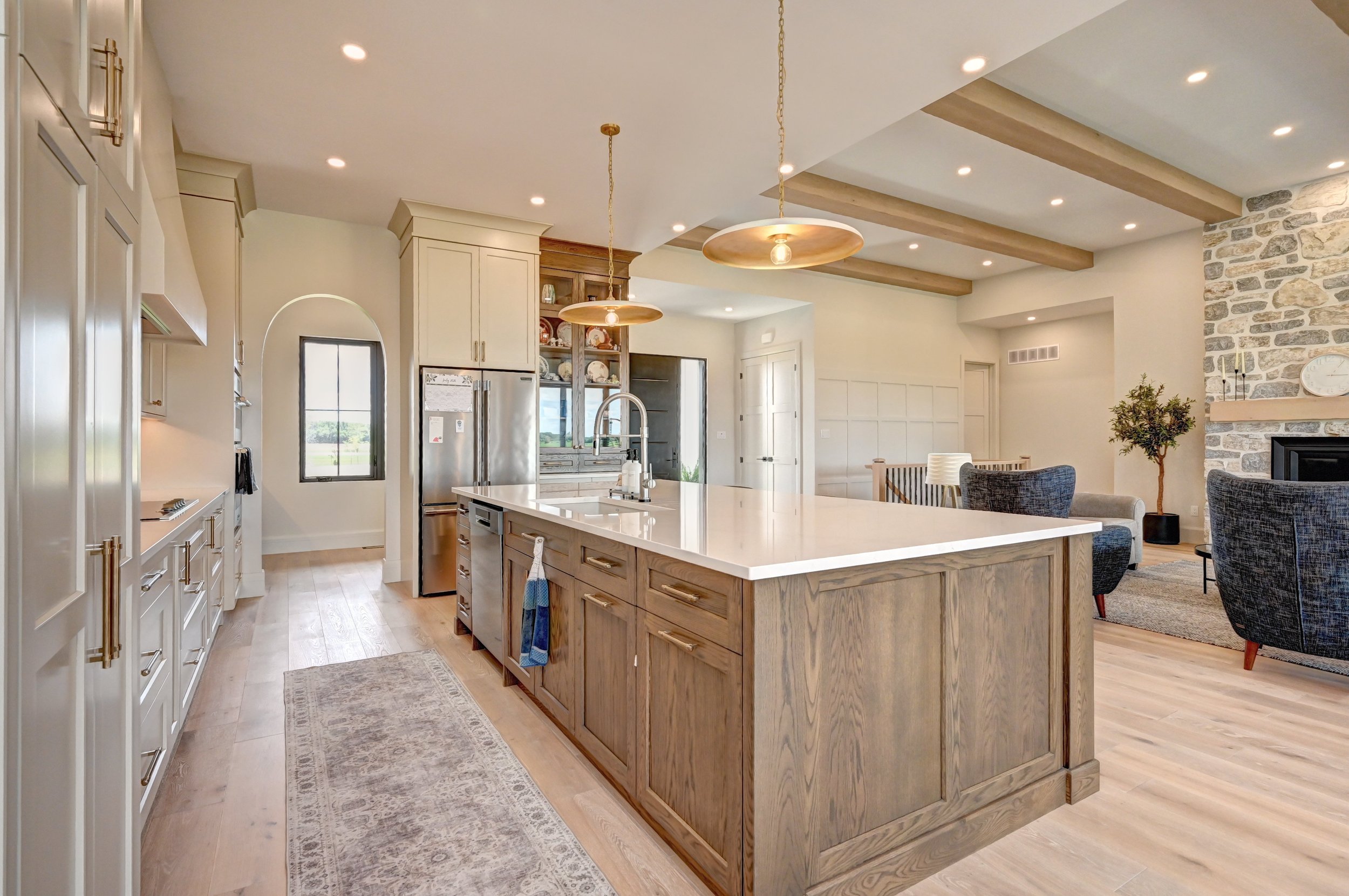 021-51 Kitchen  (6).jpg