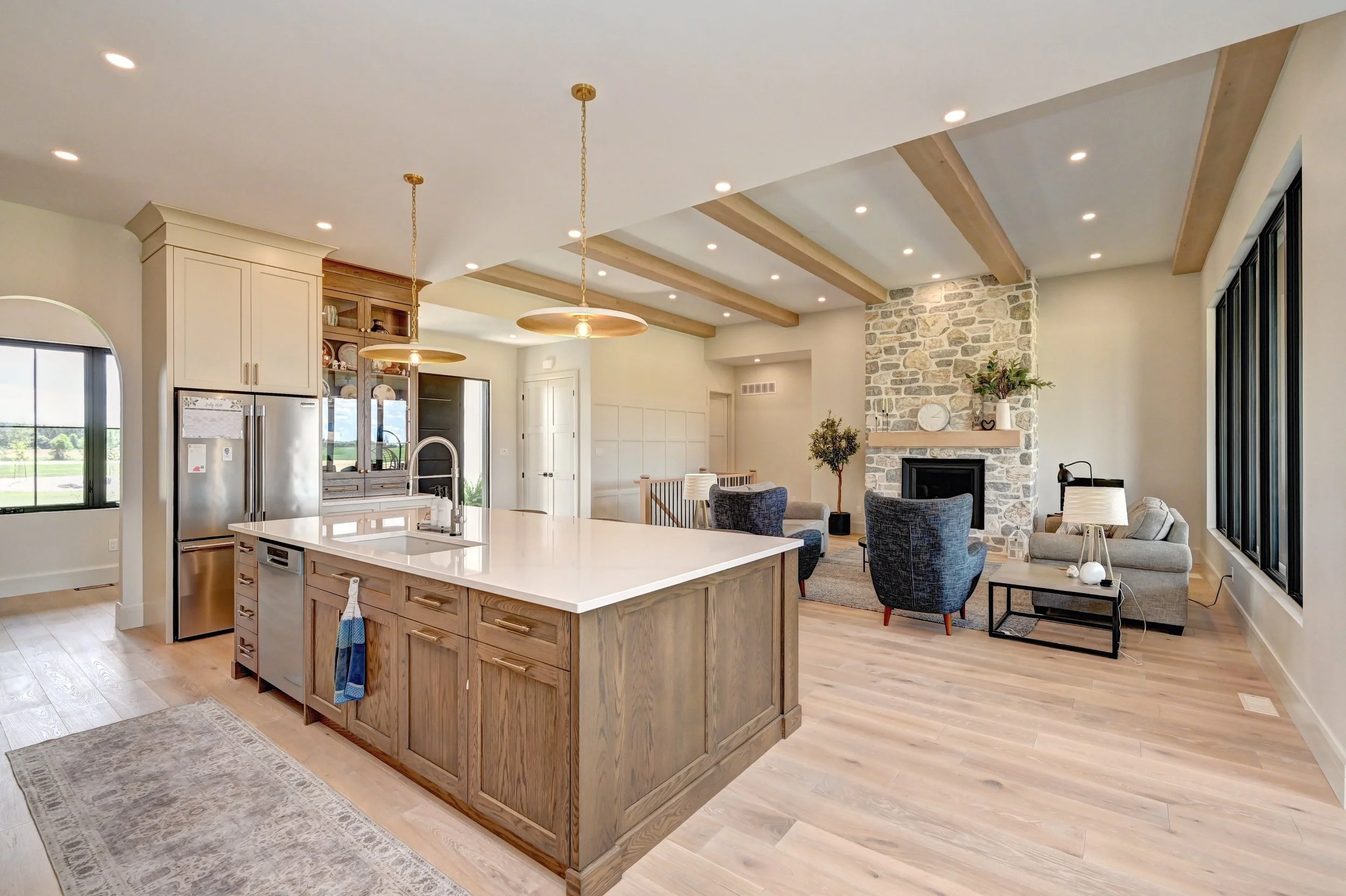 026-51 Kitchen .jpg