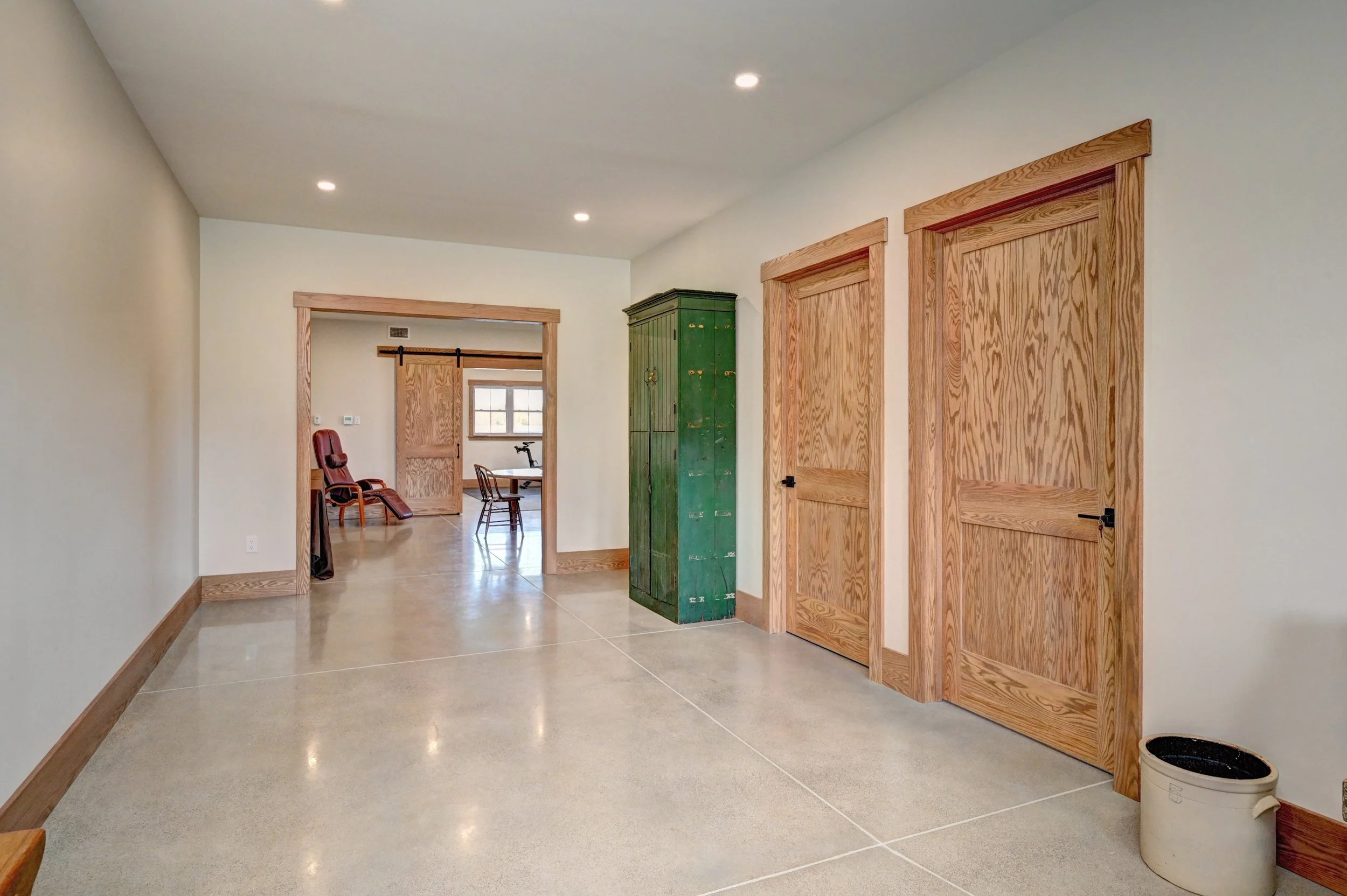 063-Interior Office (10).jpg