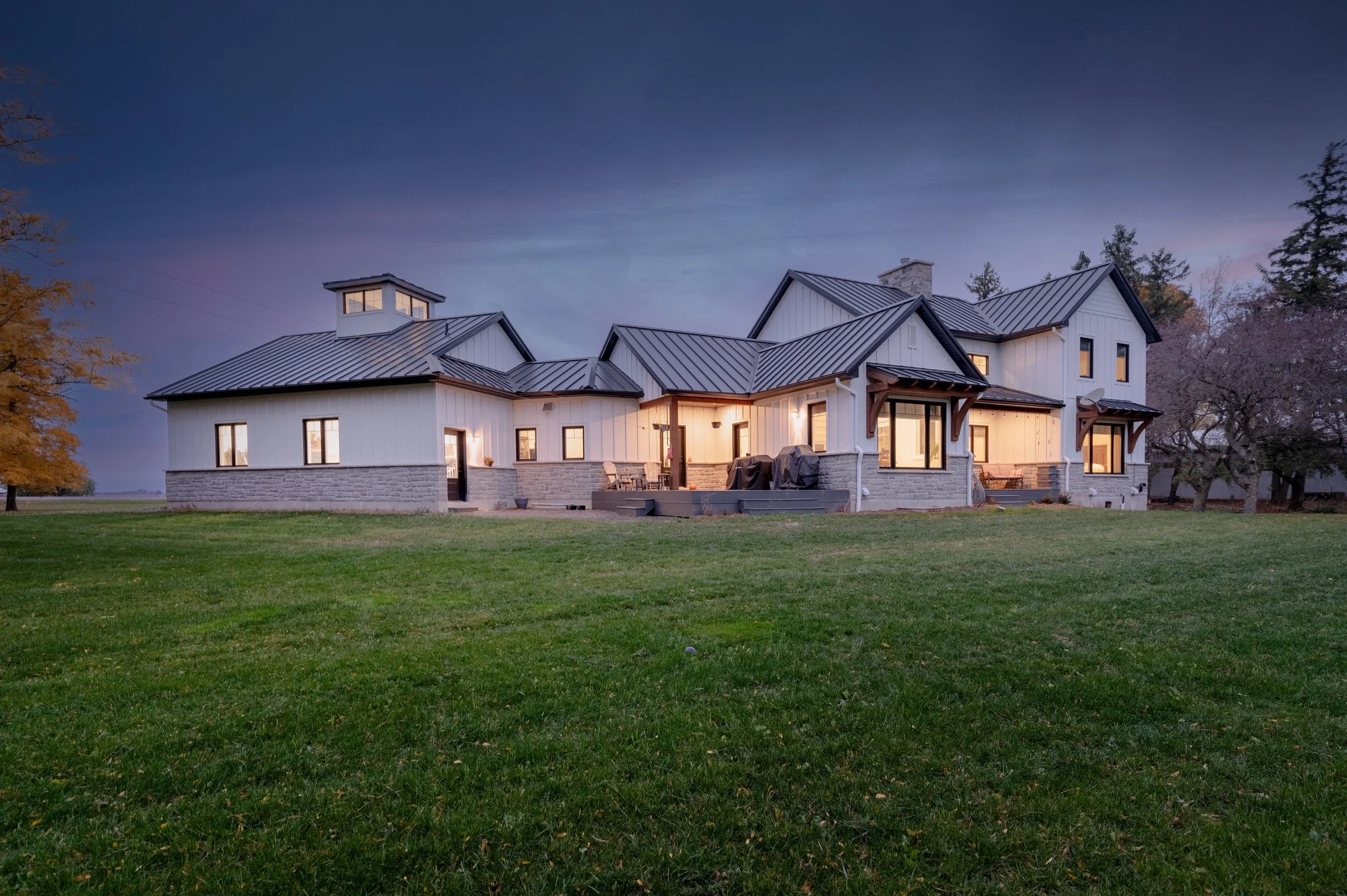 image showing exterior of a conestogo carpenters custom home