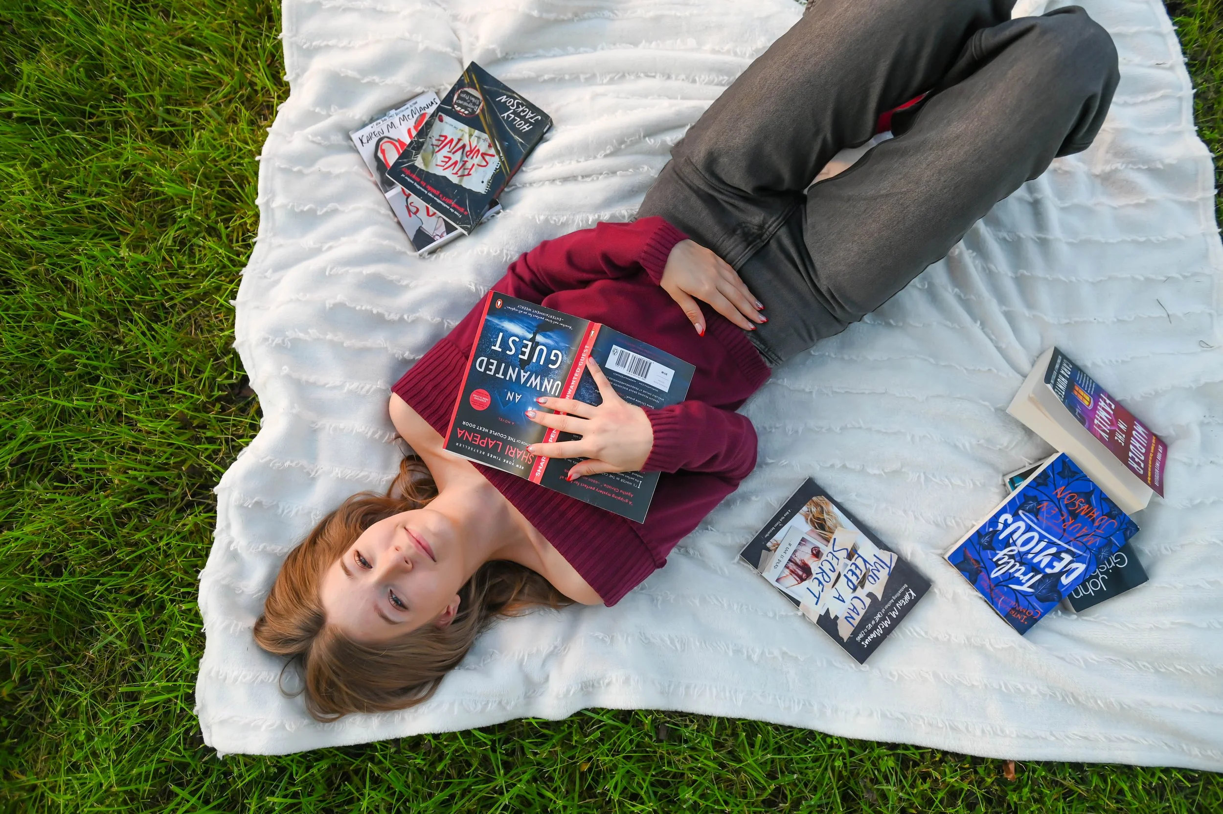 20241006_Mia Senior Pix_EJK_-23.jpg