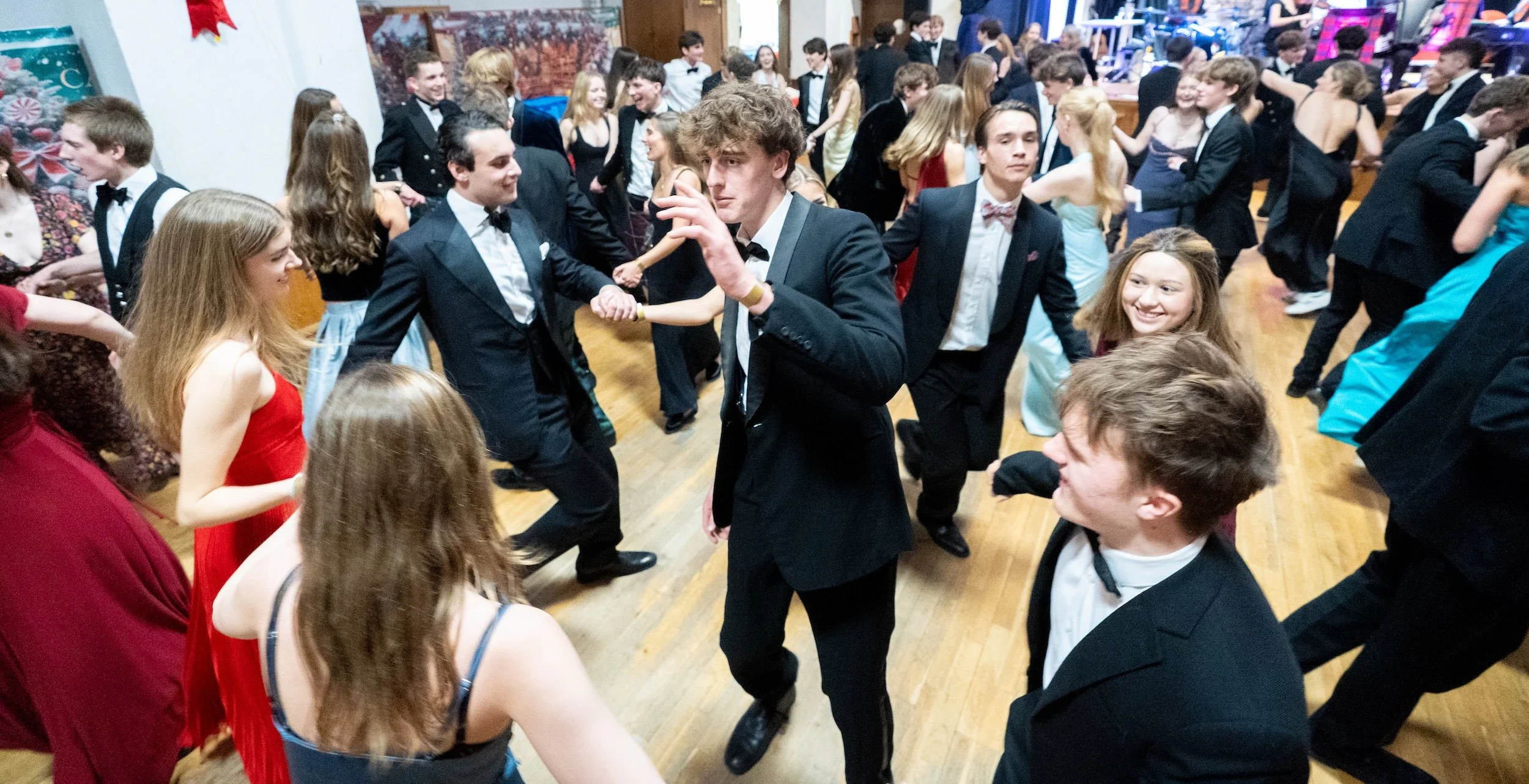 Reel-December 2025072-.jpg