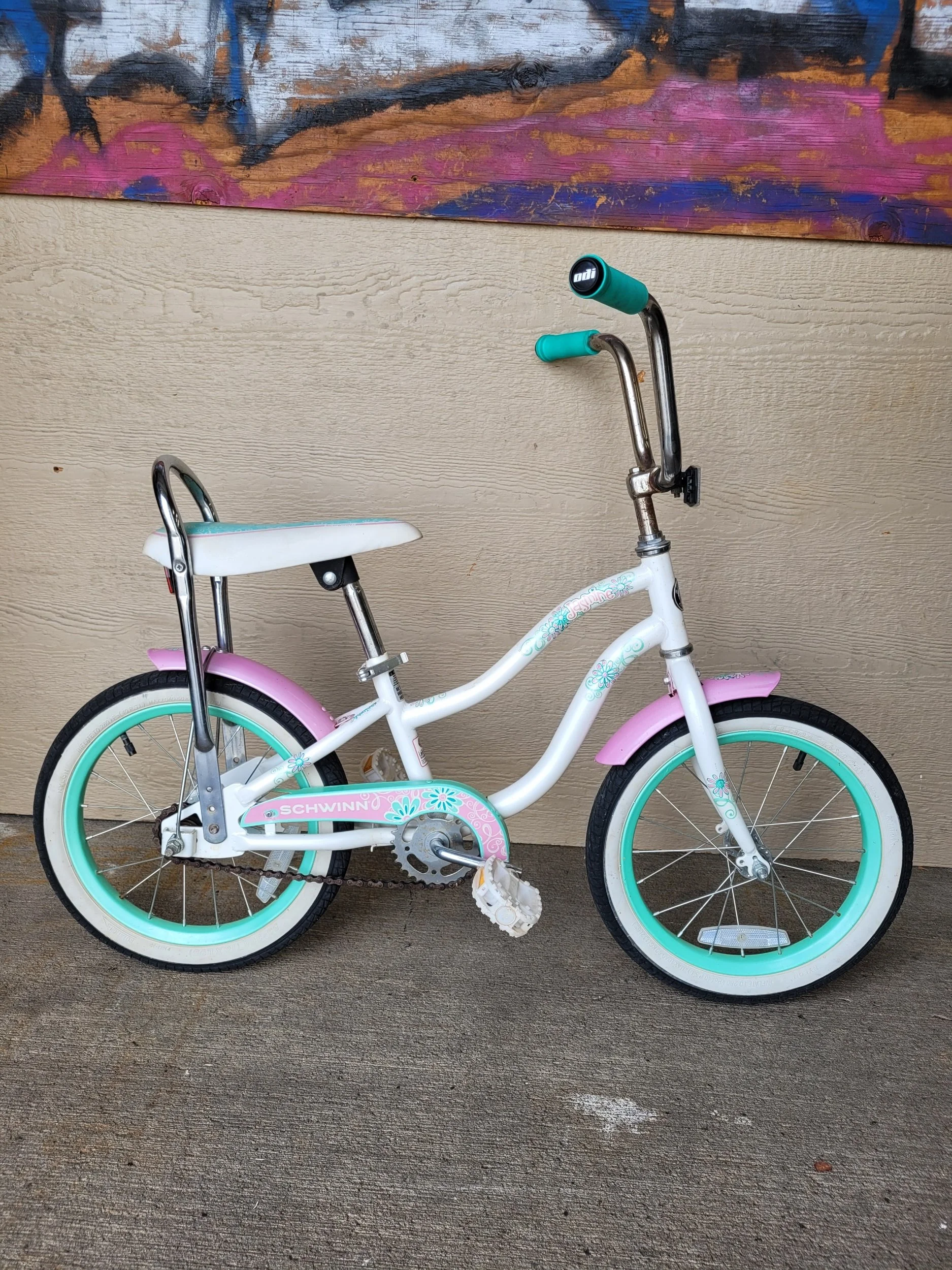 Schwinn Jasmine 16" - $80