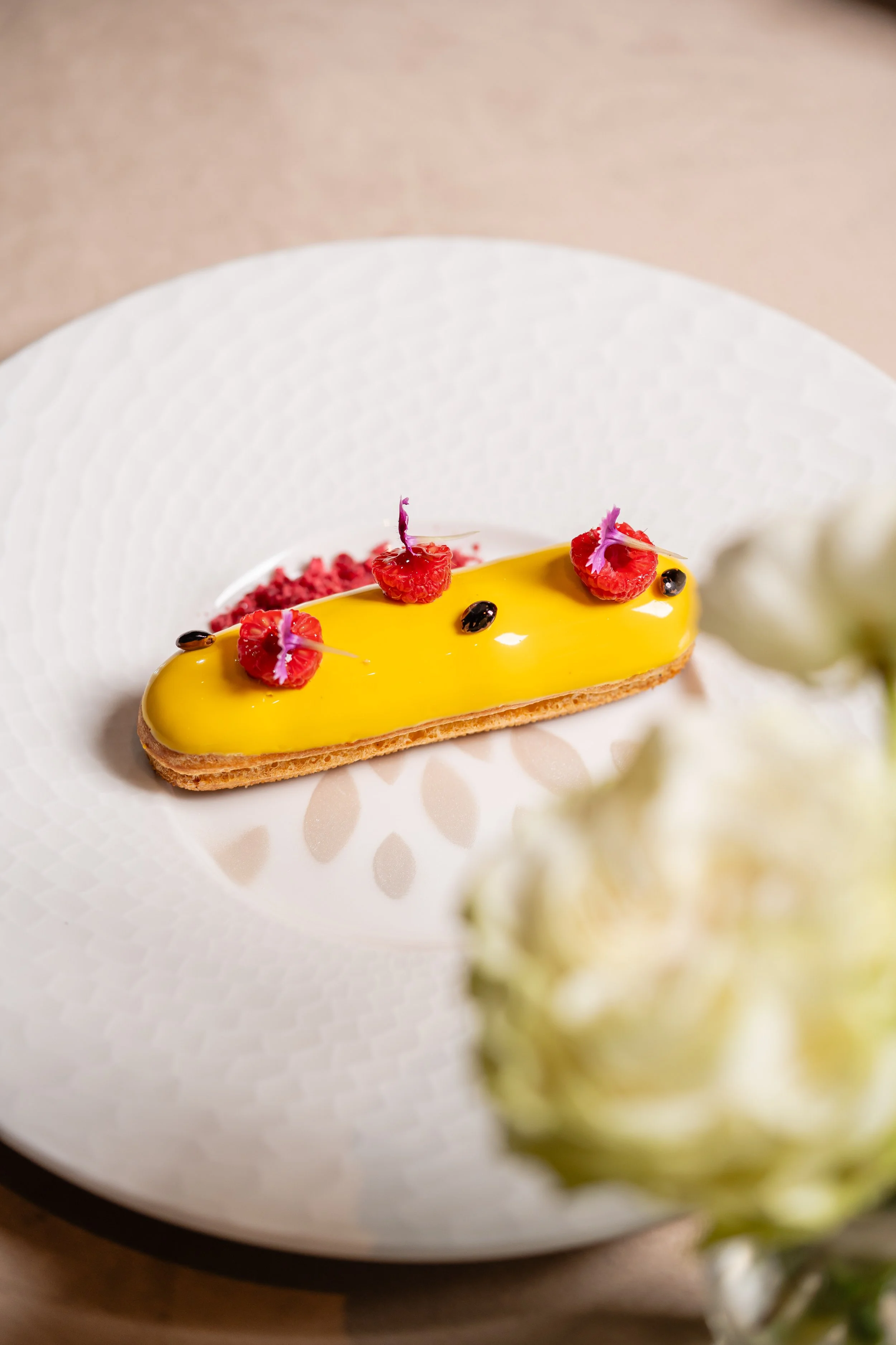 French experience - Eclair, Passion Raspberry, Cake santaori -2.jpg