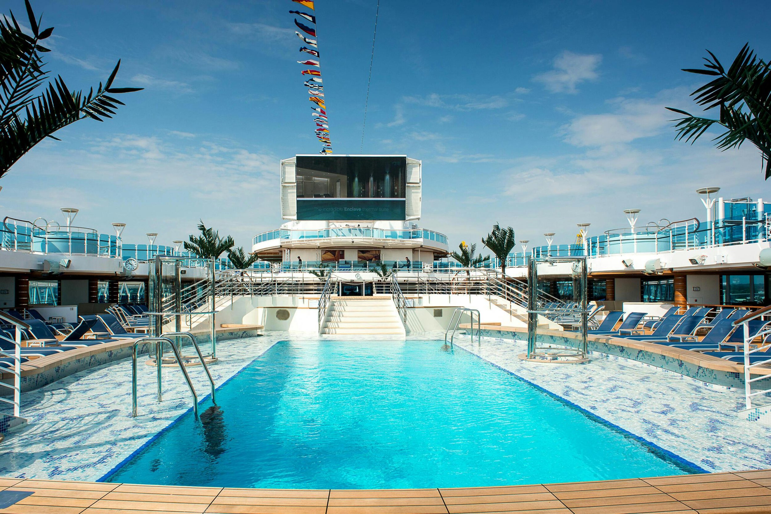 04_Royal_Pool_Deck.jpg