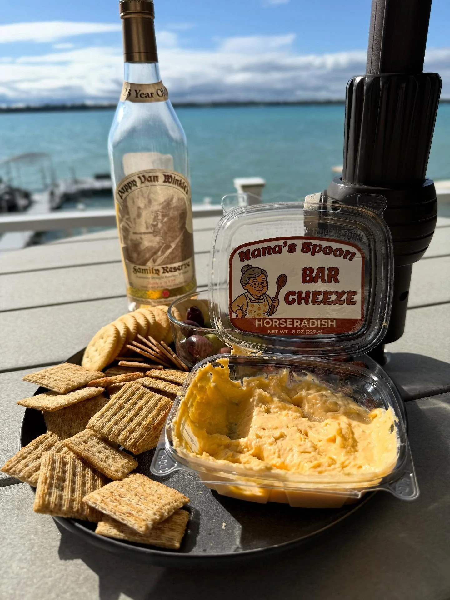The best things go best together. 🥃🧀
Crisp crackers, smooth sips, and the bold kick of Nana’s Spoon Horseradish Bar Cheeze.
Perfect for lake days, late nights, and every snack table in between.
👉 Tag who you’d share this spread with!