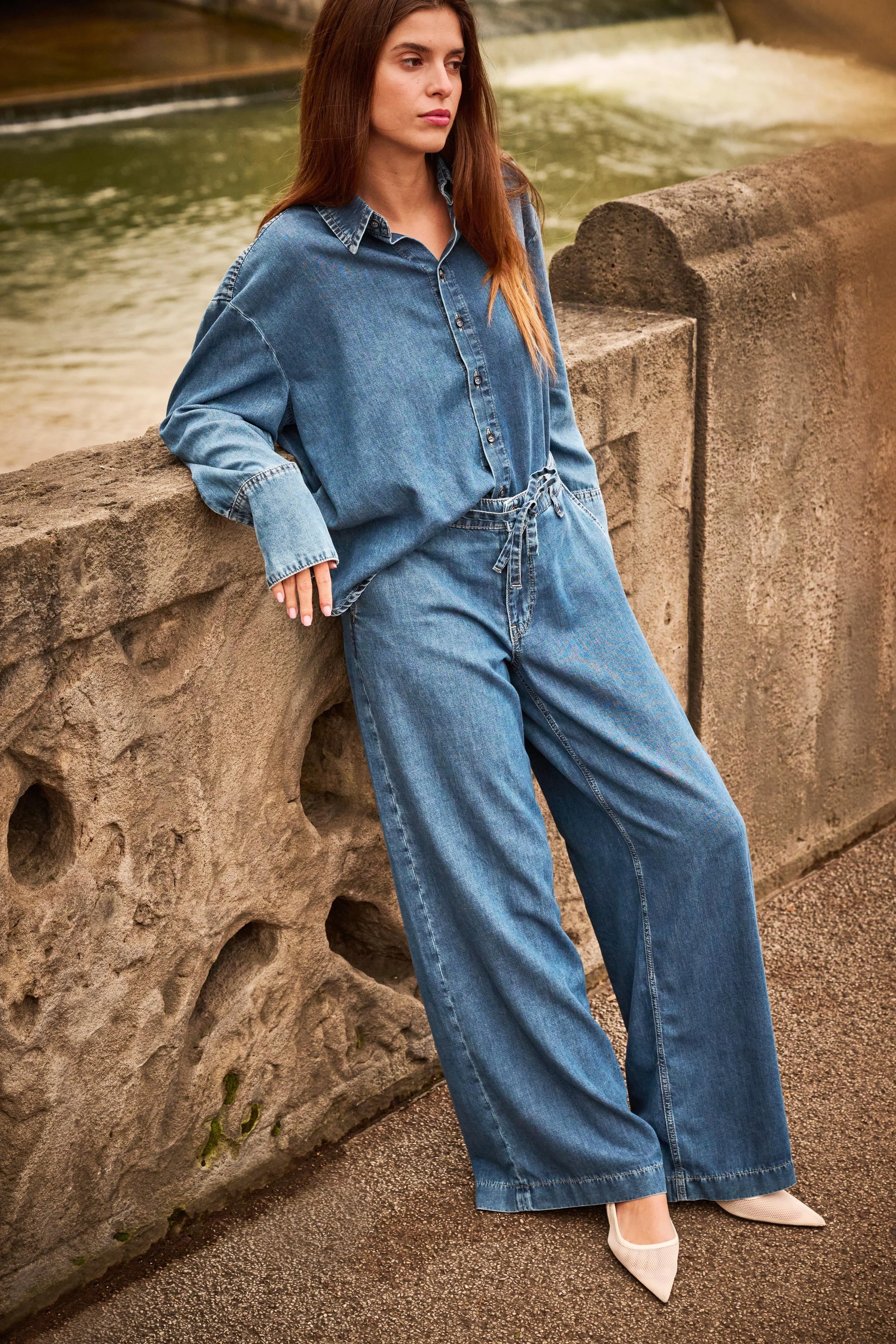 WENDY 5208-90-0242 D609 und OVER SHIRT Summer 0121-90-0242 D609 Fluid Tencel.jpg
