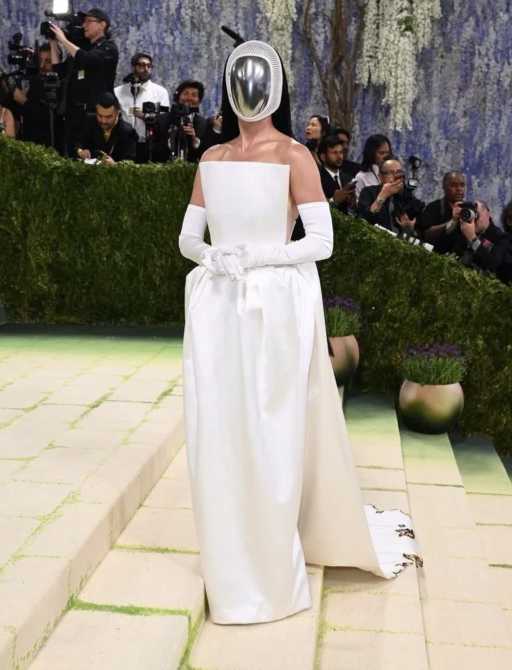 Katy Perry_ The Eternal Reflection in Stella McCartney _ Met Gala 2026.jpeg