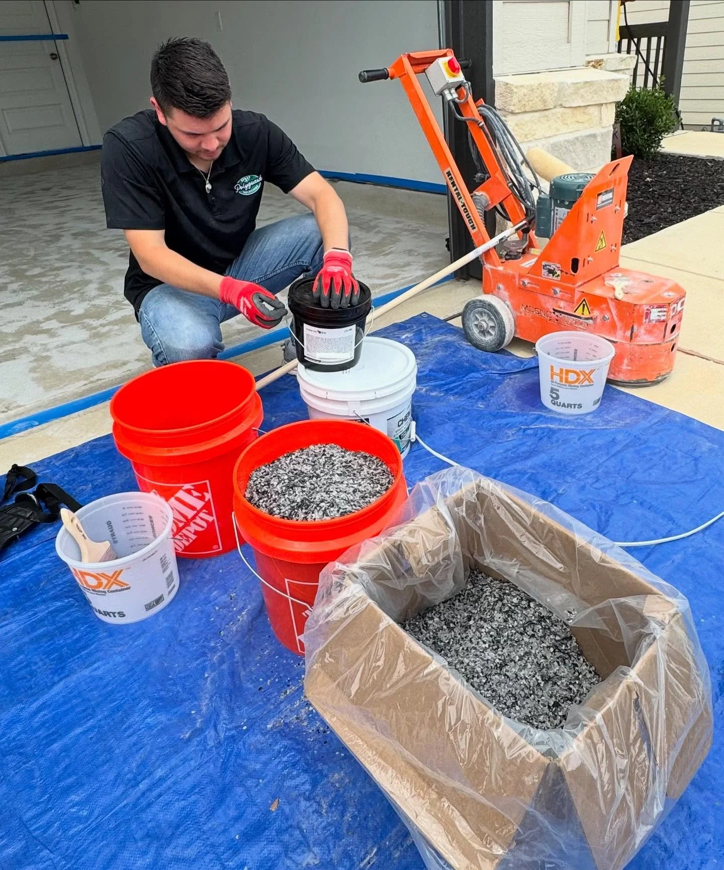 From prep to perfection π
Every step matters — from grinding the concrete, applying epoxy, and sealing with polyaspartic. Quality work that lasts and looks amazing! π¨
πSan Antonio, Texas. | DM for a free quote!
#EpoxyFloors #PolyasparticCoat