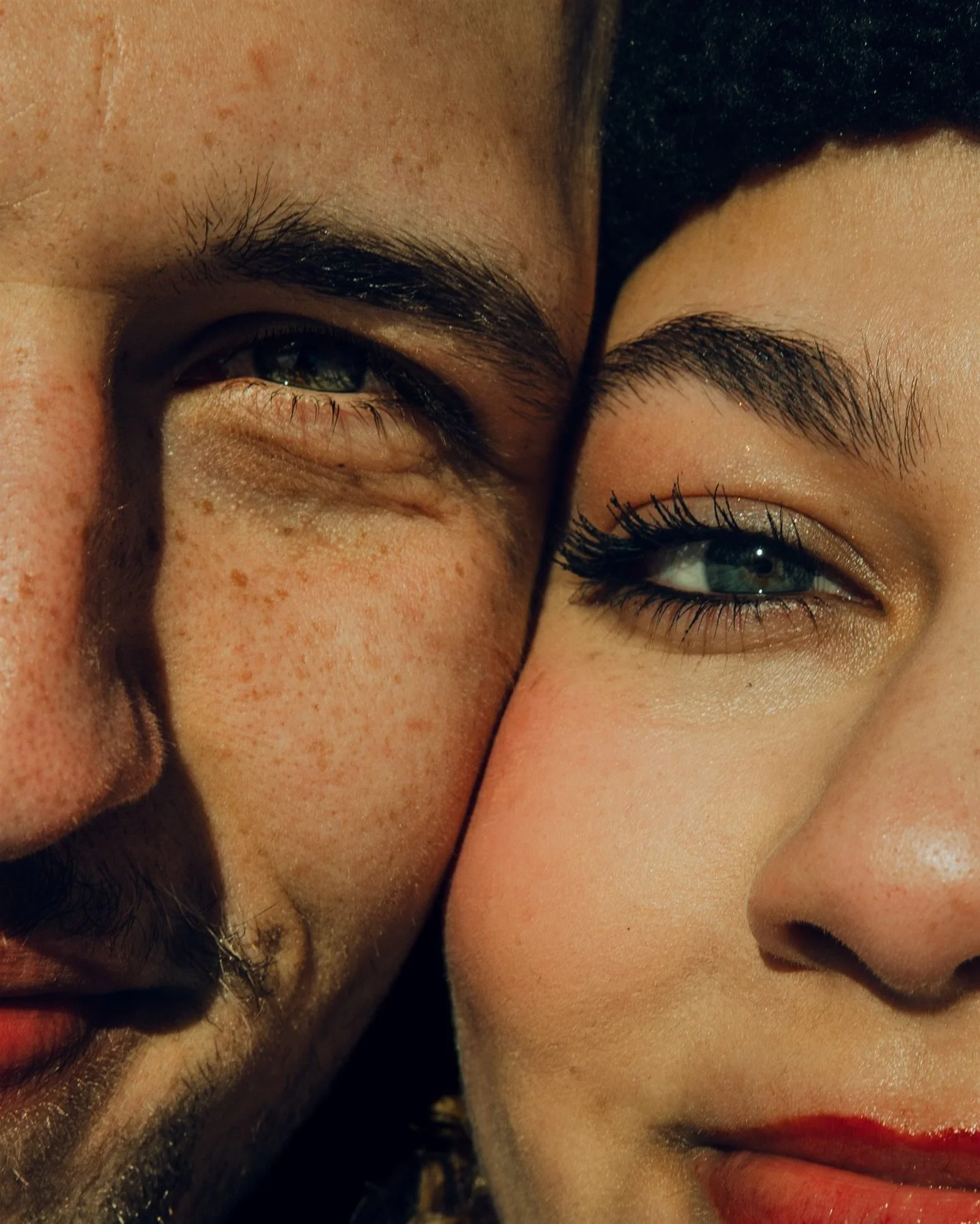 Spent the day playing in the snow with @gracelewis04 &amp; @heze_lew ❄️🧣

-

date night, snow day photoshoot, STL couples session, snow day, playing in the snow, couples cinematic shoot, fun engagement session ideas, unique engagement session ideas,