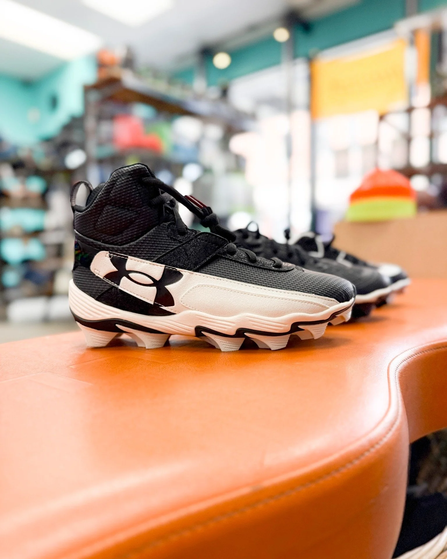 We&rsquo;ve got baseball cleats!

Now in-store and ready for the season&mdash;swing by and get set up for summer.

#NBHSports