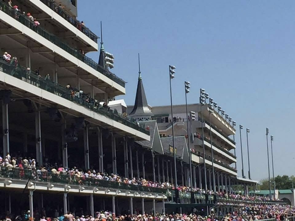 Fans pack Churchill Downs for the "Fastest Two Minutes in Sports"