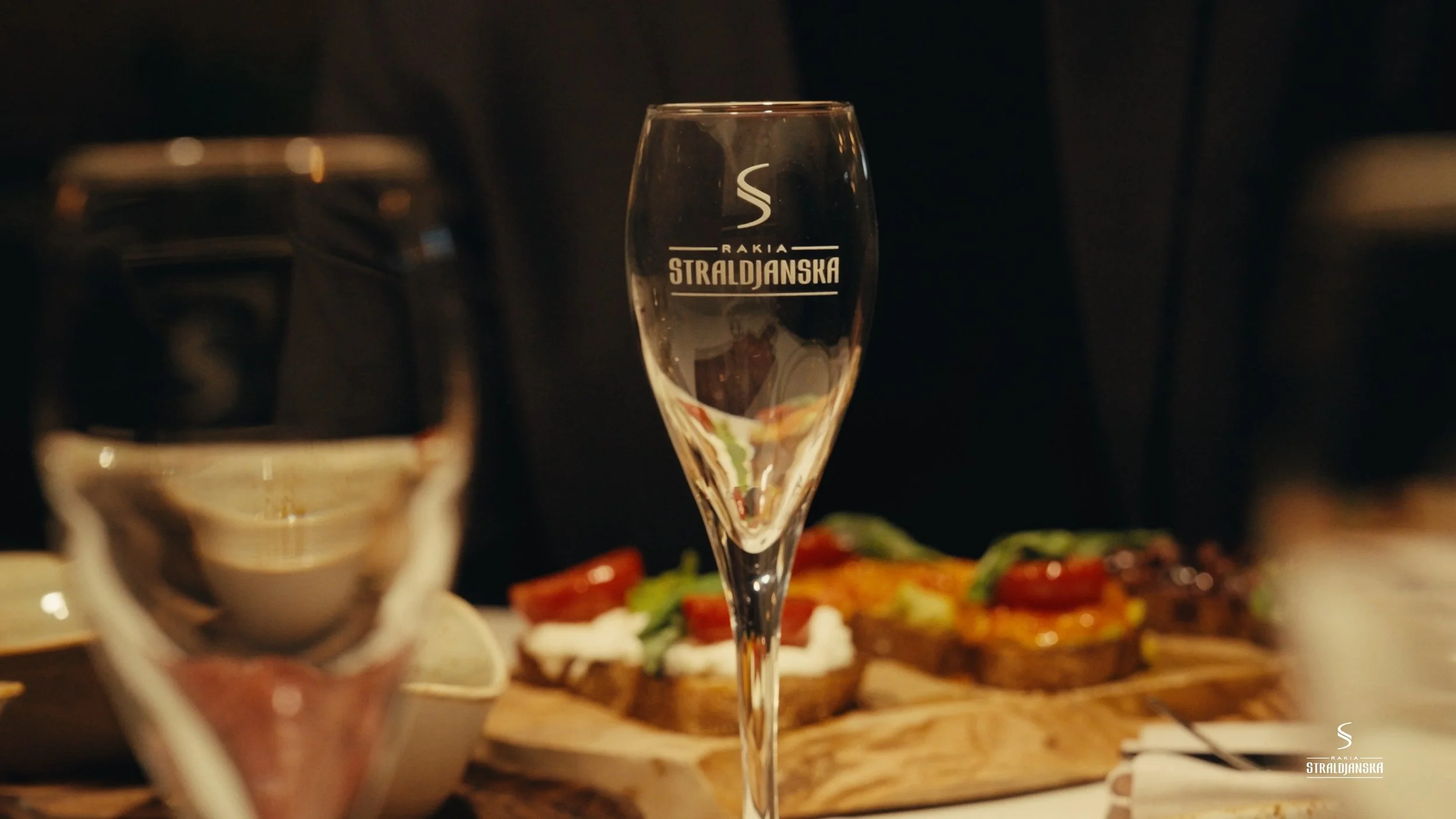 Timeline 4_01_14_19_23.jpg