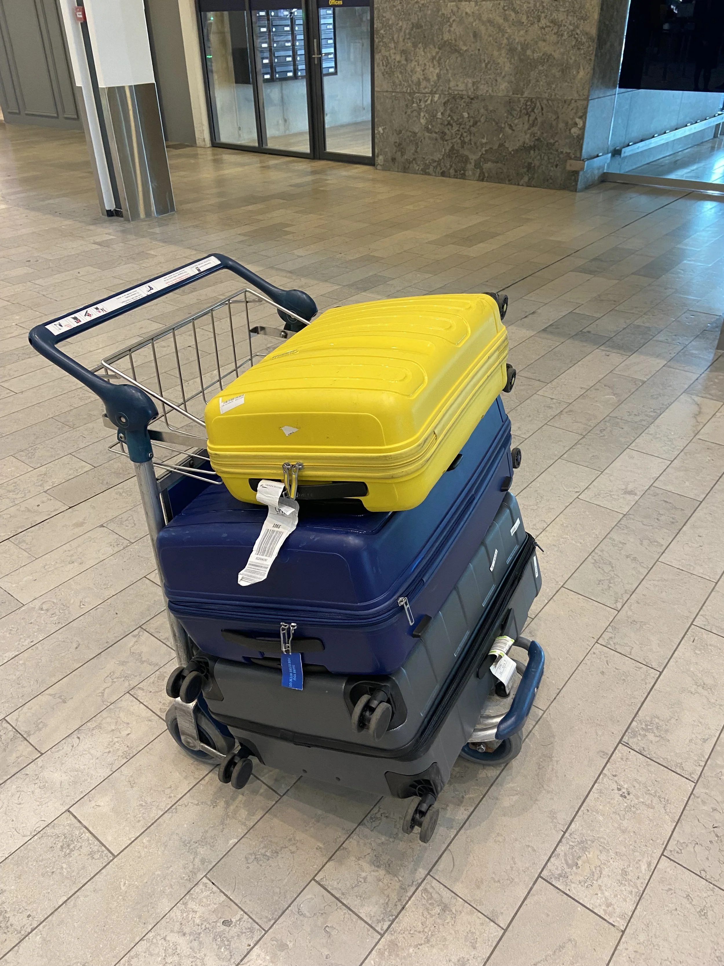 ๐ Packing Tips from Students Around the World