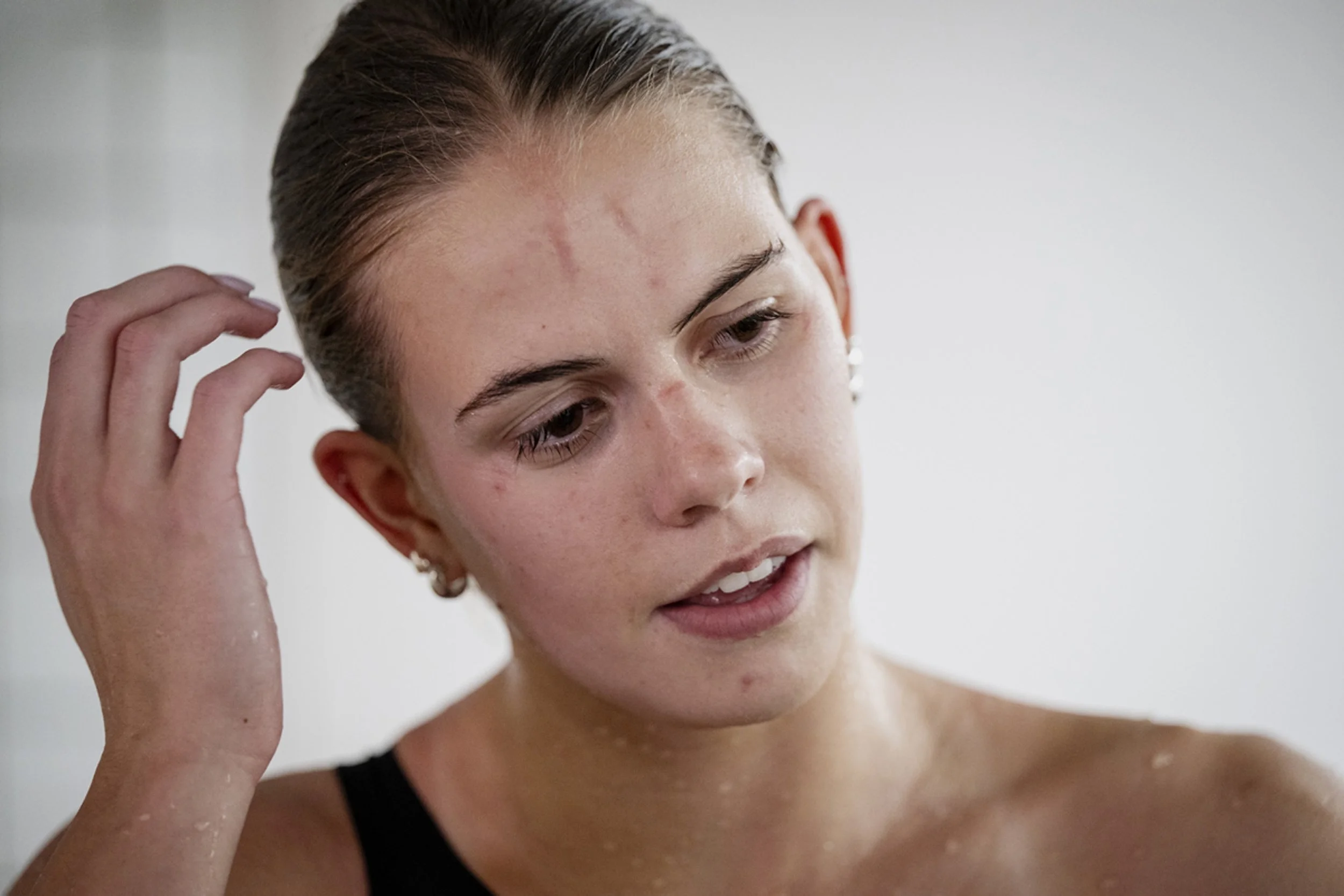 På söndagskvällen kom Olivia Klint Ipsa tvåa i finalen på 50 meter bröstsim och satte nytt personligt rekord med sex hundradelar när hon simmade i mål med tiden 30,84. "Jag hade hoppats på att jag skulle gå under VM-kvalgränsen (30,75)", säger 20-åri