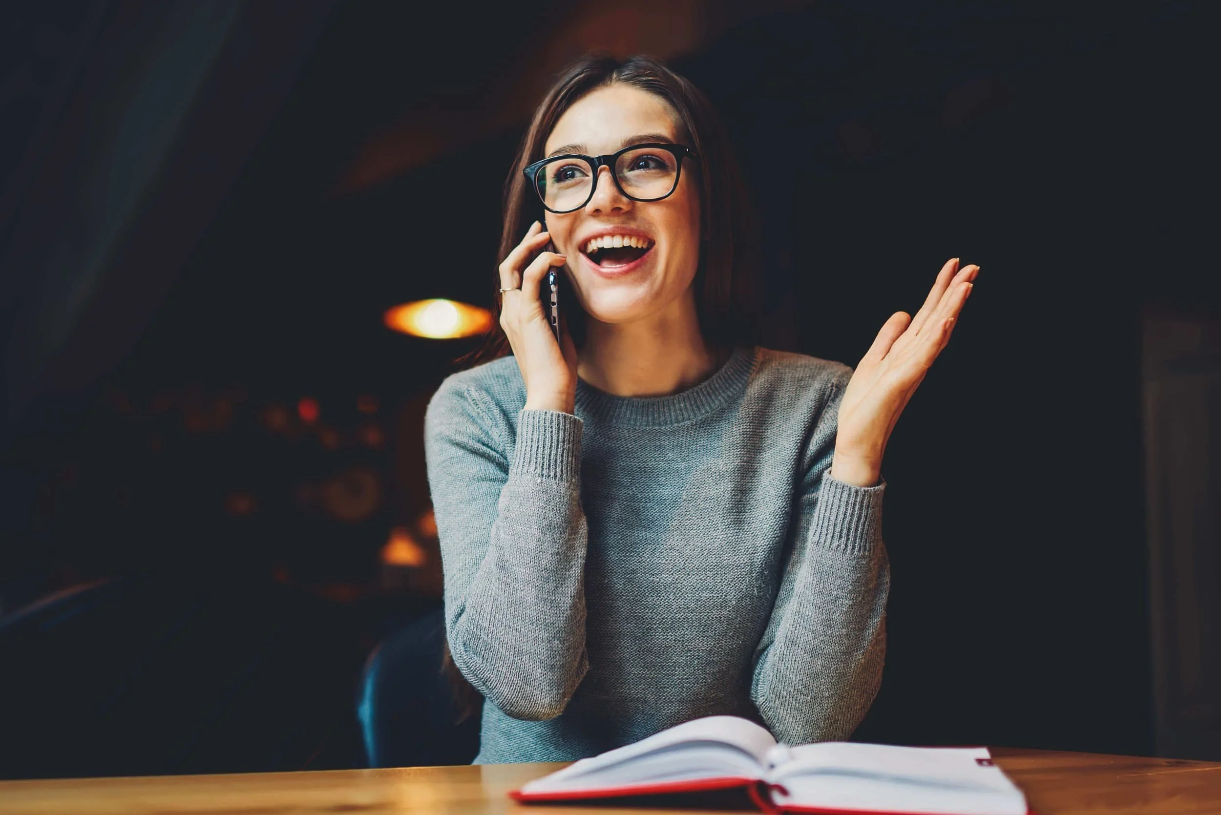 Woman calling to make an appointment