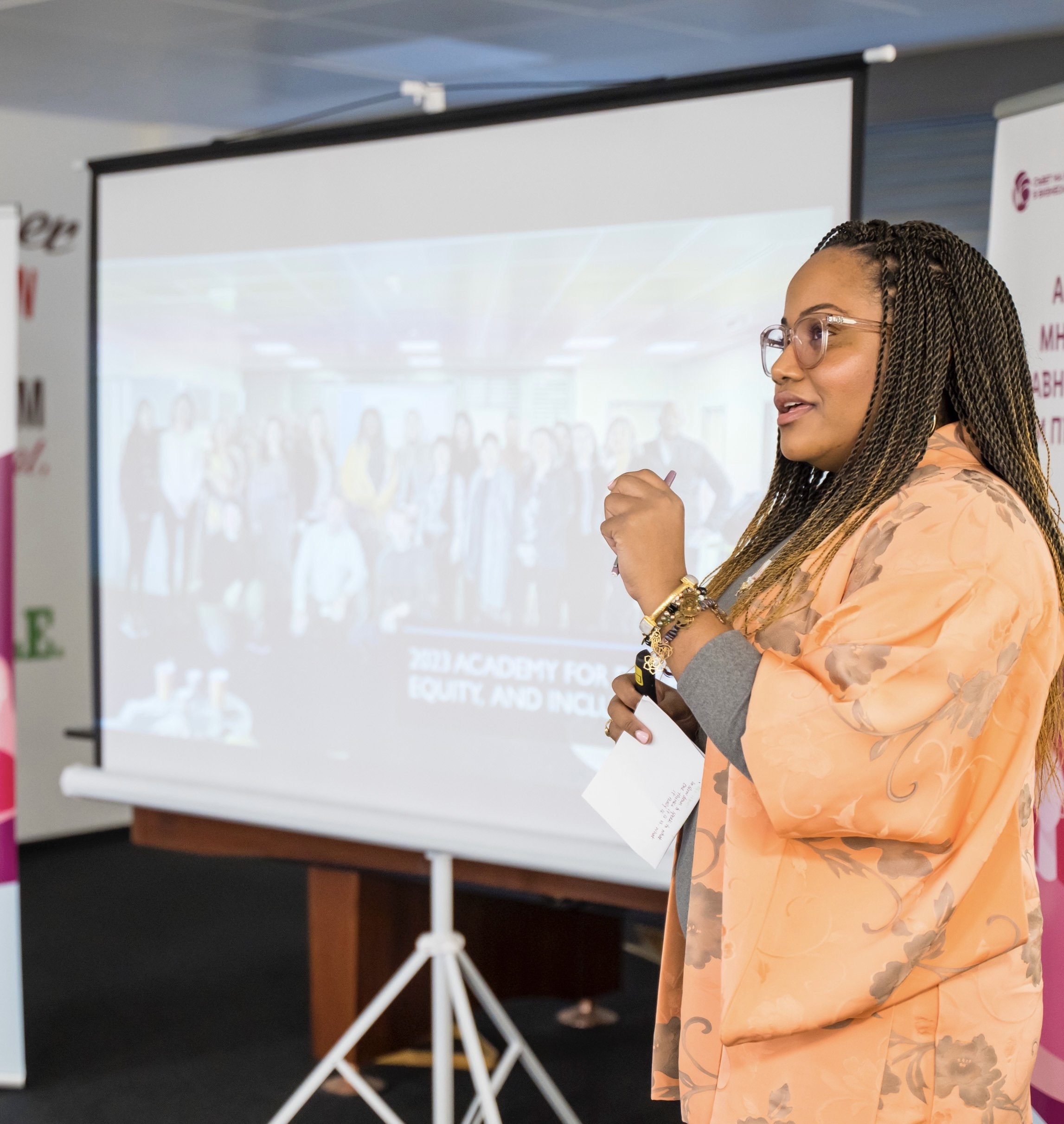 Navigating Leadership in Uncertain Times: Leading Through Change and Complexity