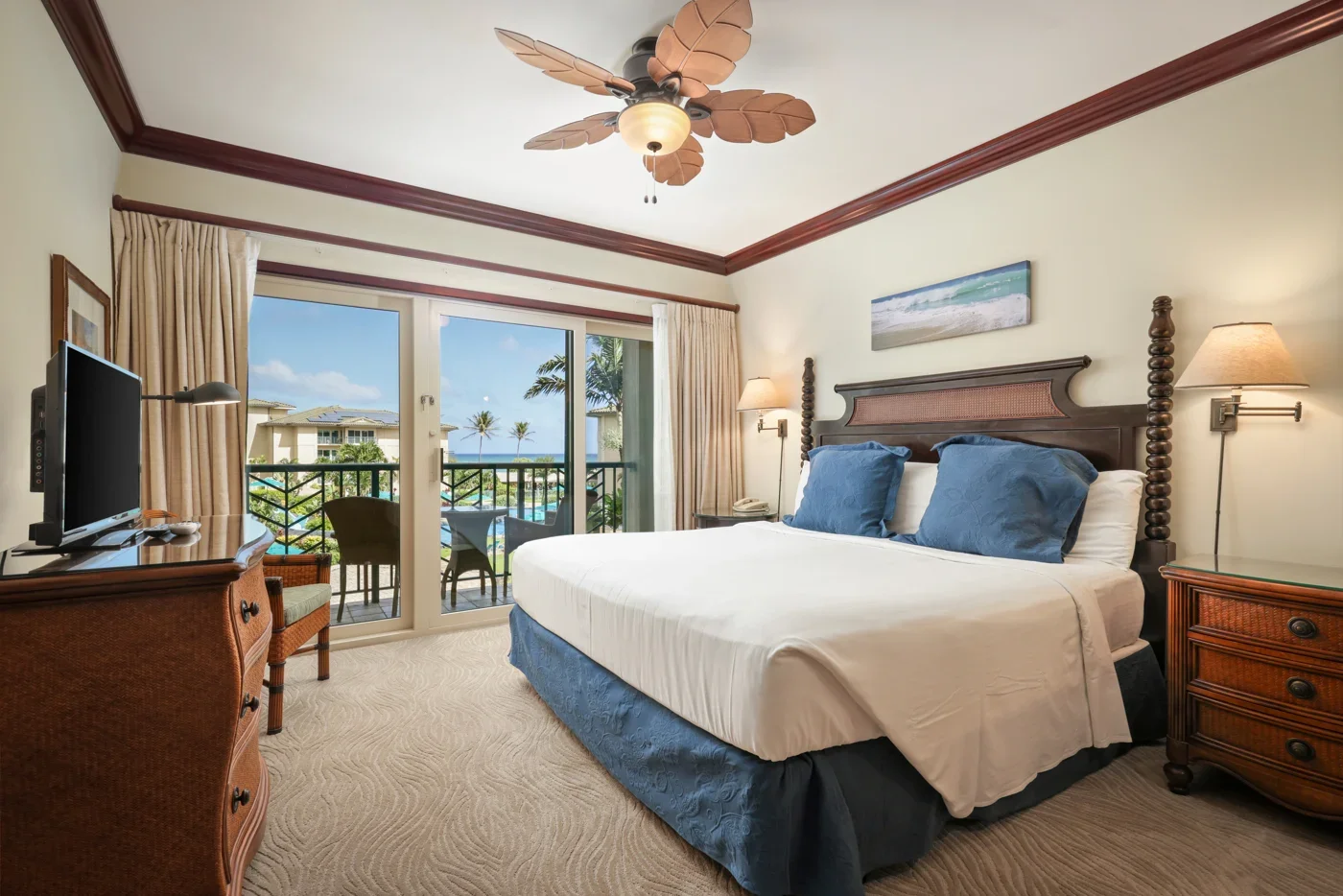waipouli-beach-resort-spa-kauai-e304-oceanview-1bed-8.webp