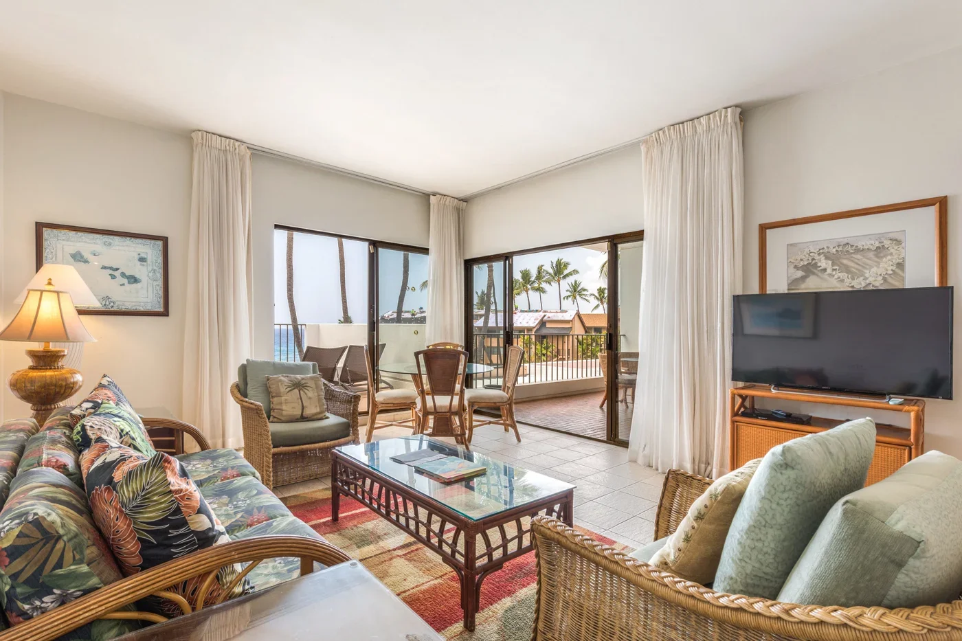 royal-sea-cliff-kona-unit316-2bed-oceanfront1.webp