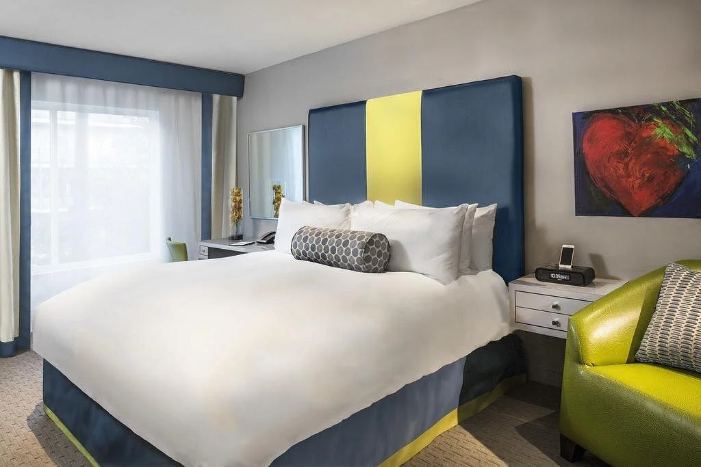 sunset-marquis (2).jpg