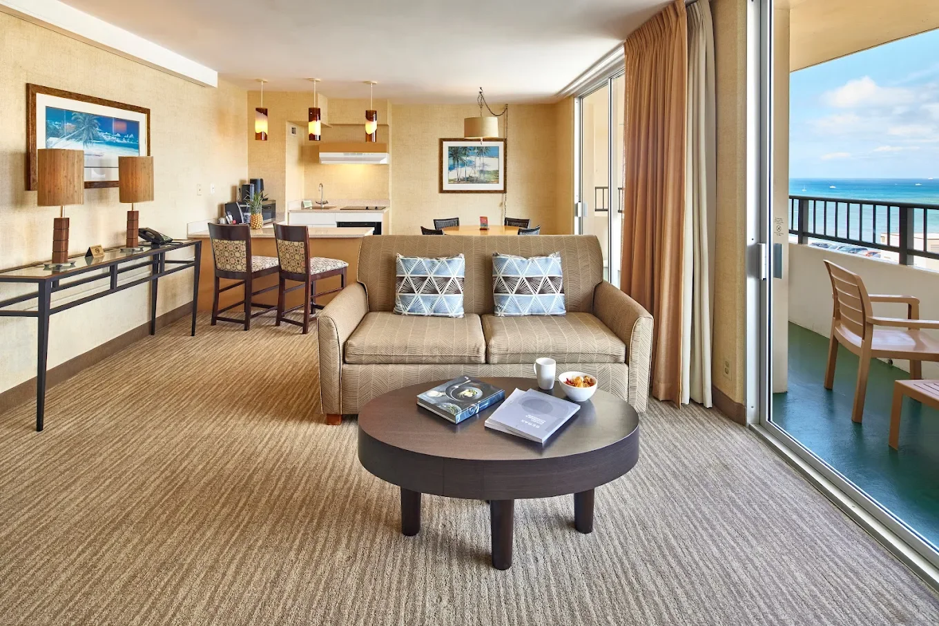 Waikiki Resort_1PHS_03_v1.webp