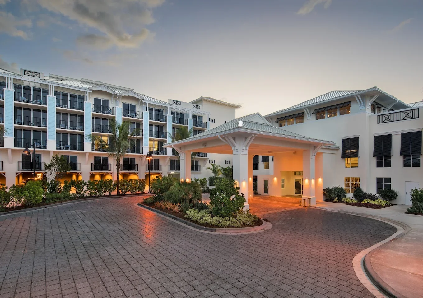 Hutchinson Shores Resort &amp; Spa