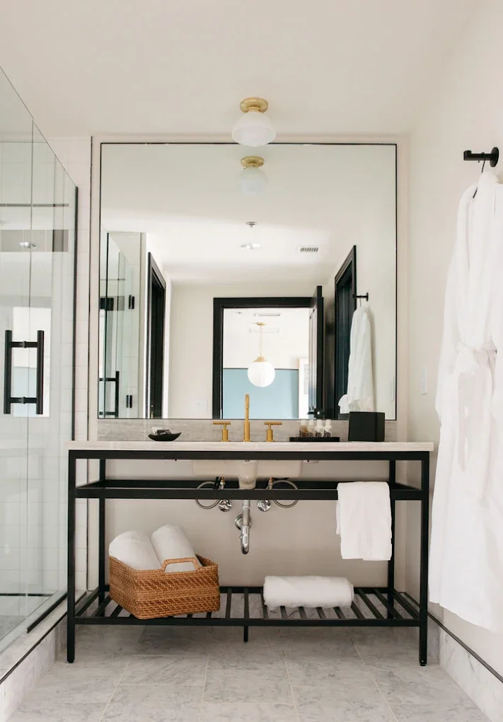 Emelines, Hotel in Charleston SC3.webp