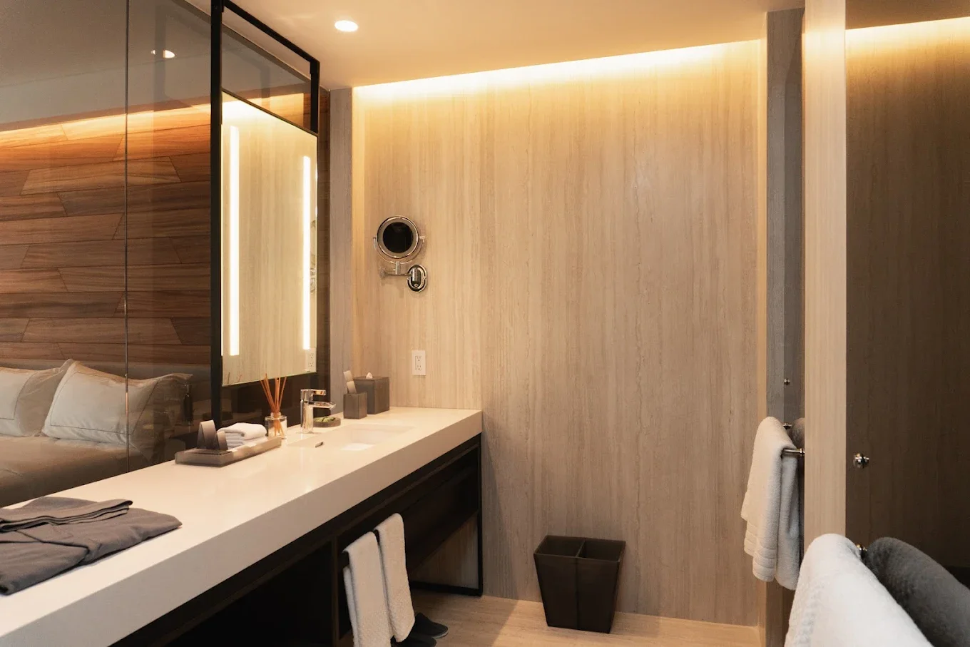 Hilton Cancun, an All-Inclusive Resort - Oceanfront Two Queen Beds Guestroom (5).webp