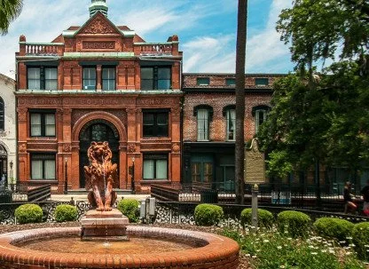 savannah-cotton-exchange-lion-fountain-historic.jpg