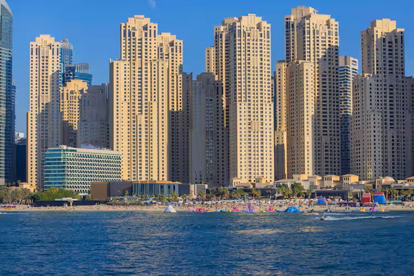 waterfront exterior view of hilton dubai the walk