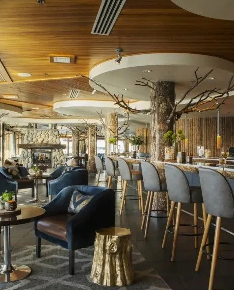 Six Seven | The Edgewater Hotel 