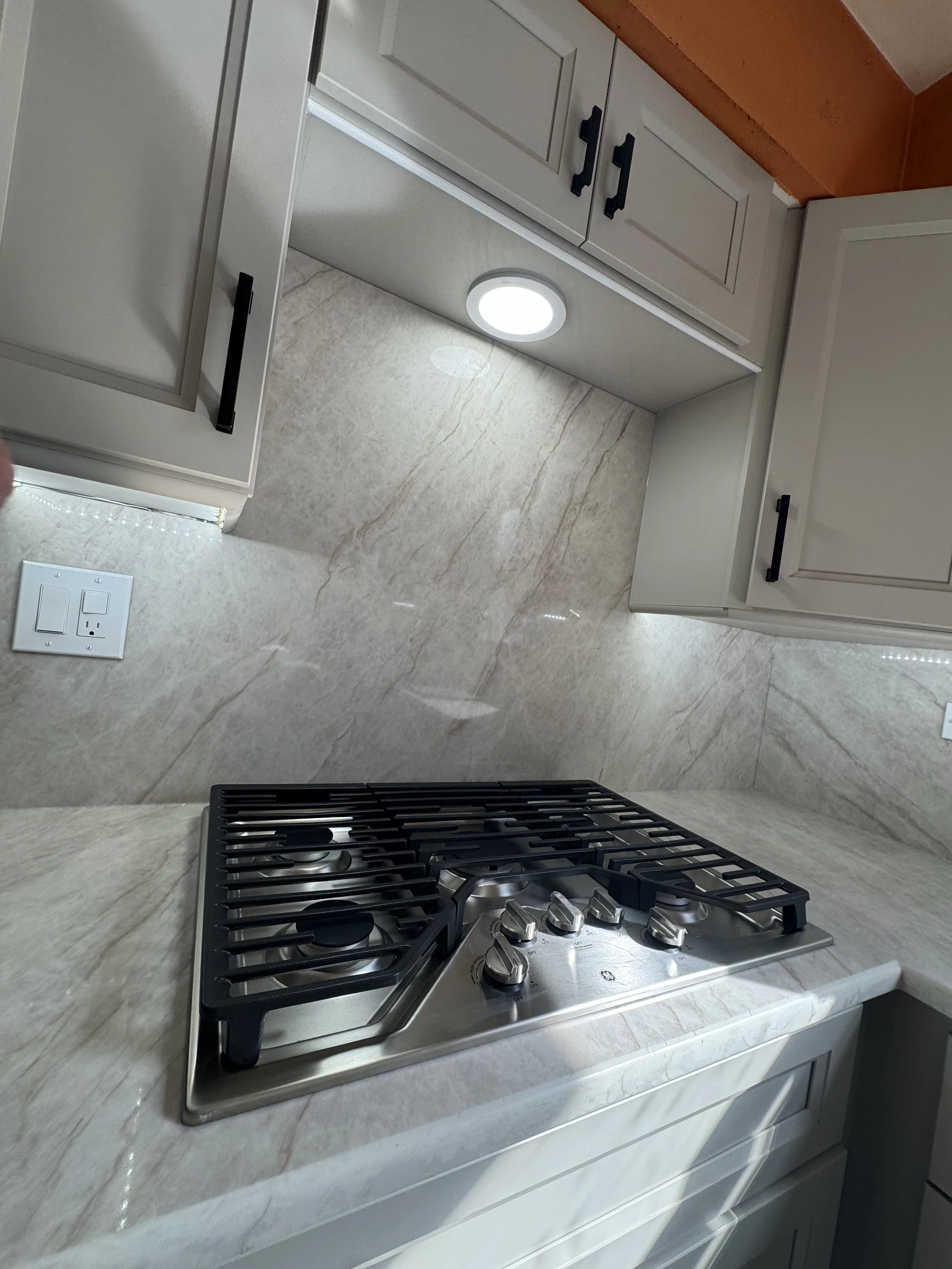 Kitchen remodeling Bathroom remodeling Kitchen and bath renovation Custom bathroom design — KASEYS CONTRACTORS https://www.kaseyscontractors.com/gallery/project-one-h346n-9696l Kitchen remodeling Bathroom remodeling Kitchen and bath renovation Custom