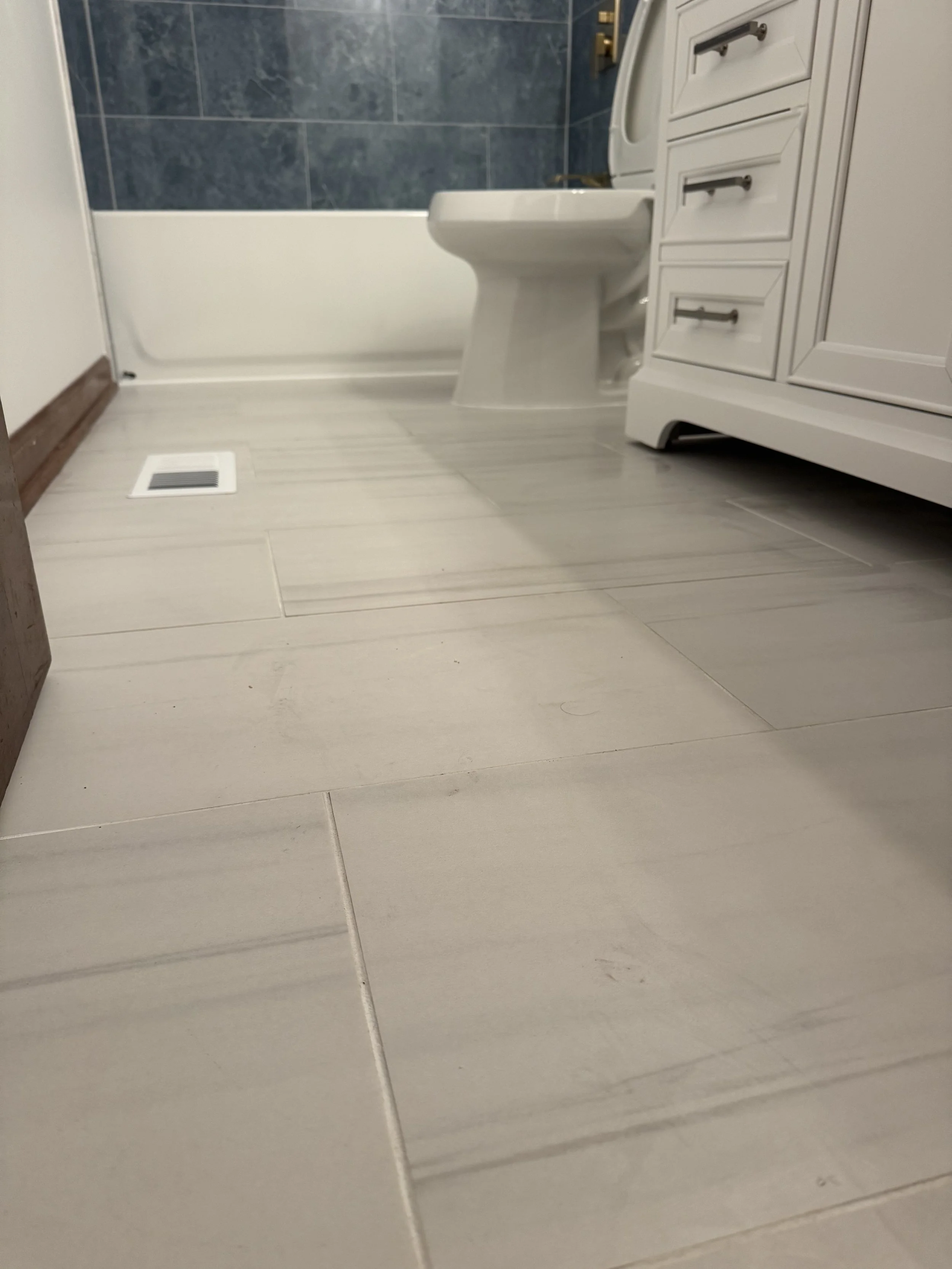 BATHROOM REMODEL -ROSELLE -SCHAUMBERG -NAPERVILLE- CHICAGO-MILWAUKEE- ROCKFORD-LAKE COUNTY - KANE COUNTY- DUPAGE COUNTY- LILSE -HOMER GLEN- DOWNERS GROVE - LOMBARD-OAKBROOK-HIONSDALE-BURR RIDGE- WILMETTE - HIGHLAND PARK- WOODSTOCK- AURORA - JOILET - 