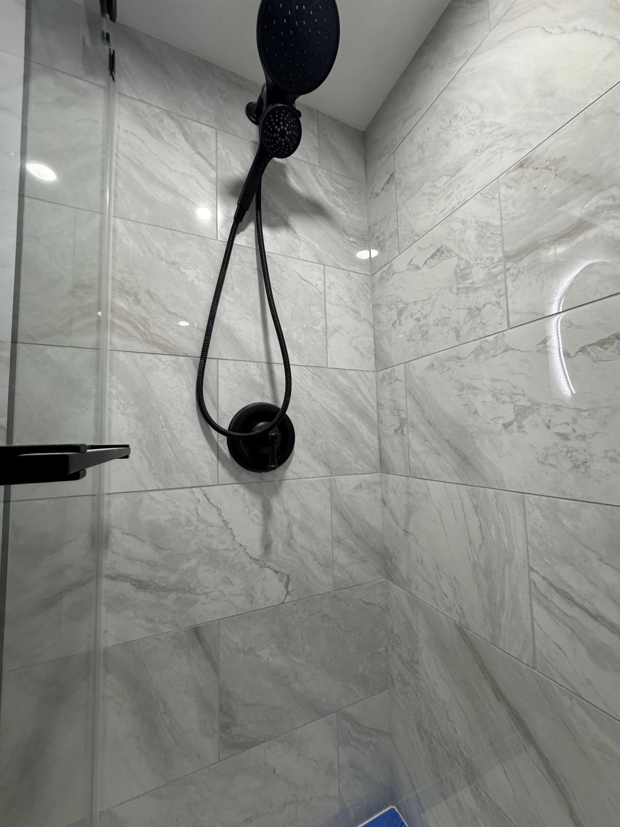 BATHROOM REMODEL -ROSELLE -SCHAUMBERG -NAPERVILLE- CHICAGO-MILWAUKEE- ROCKFORD-LAKE COUNTY - KANE COUNTY- DUPAGE COUNTY-  LILSE -HOMER GLEN- DOWNERS GROVE - LOMBARD-OAKBROOK-HIONSDALE-BURR RIDGE- WILMETTE - HIGHLAND PARK- SKOKIE - KITCHEN REMODEL- NI