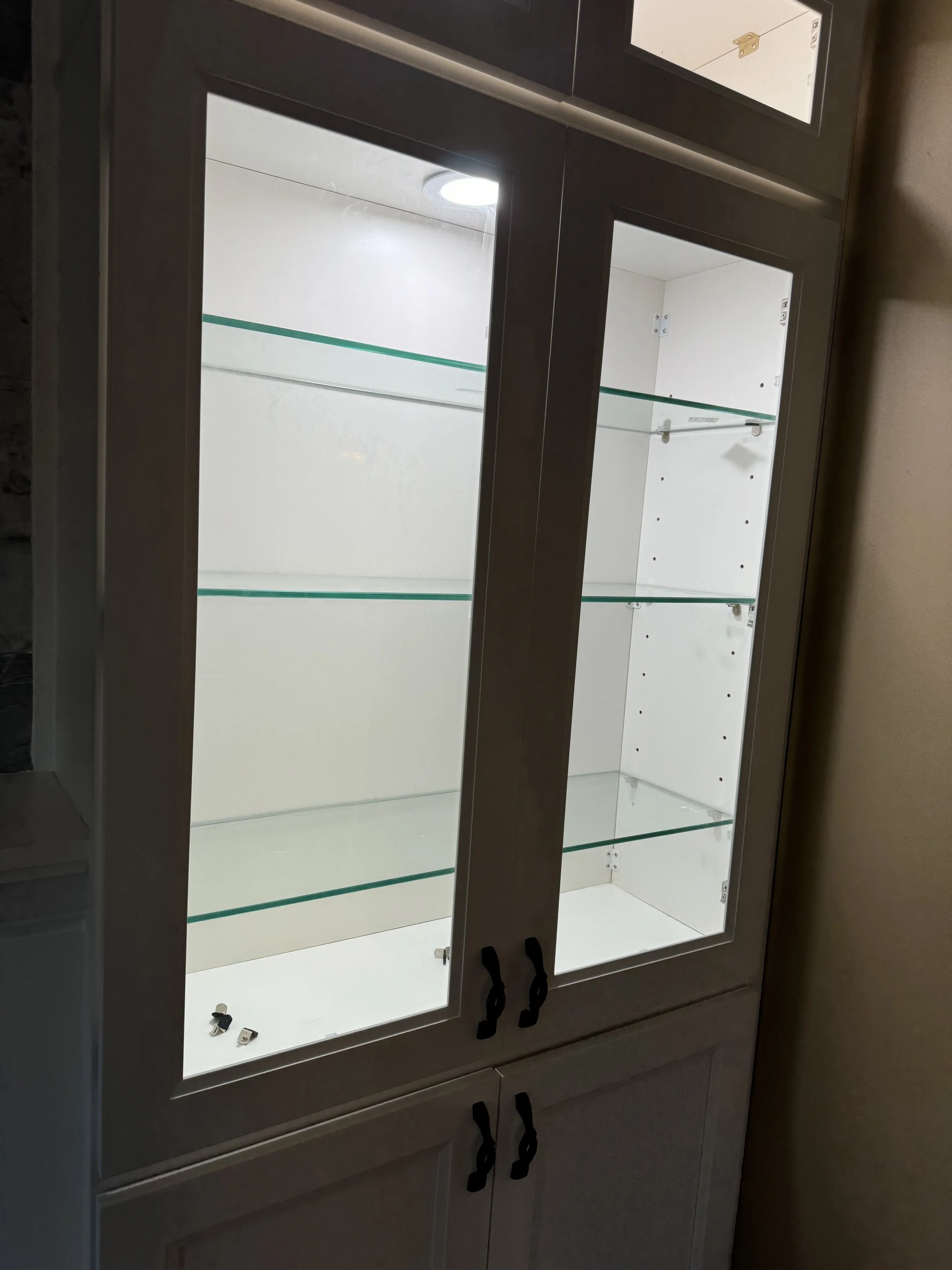 BATHROOM REMODEL -ROSELLE -SCHAUMBERG -NAPERVILLE- CHICAGO-MILWAUKEE- ROCKFORD-LAKE COUNTY - KANE COUNTY- DUPAGE COUNTY- LILSE -HOMER GLEN- DOWNERS GROVE - LOMBARD-OAKBROOK-HIONSDALE-BURR RIDGE- WILMETTE - HIGHLAND PARK- WOODSTOCK- AURORA - JOILET - 