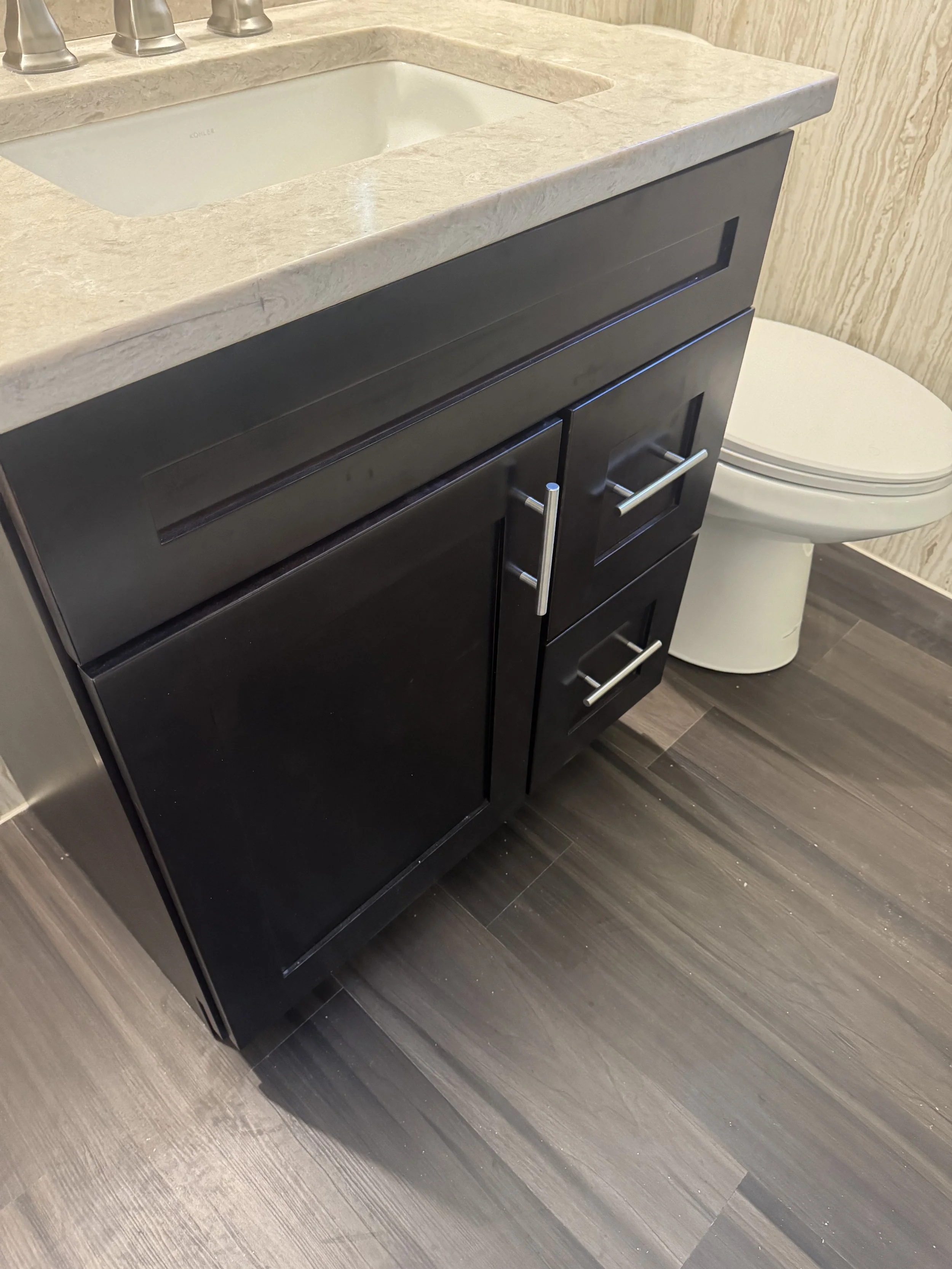 BATHROOM REMODEL -ROSELLE -SCHAUMBERG -NAPERVILLE- CHICAGO-MILWAUKEE- ROCKFORD-LAKE COUNTY - KANE COUNTY- DUPAGE COUNTY- LILSE -HOMER GLEN- DOWNERS GROVE - LOMBARD-OAKBROOK-HIONSDALE-BURR RIDGE- WILMETTE - HIGHLAND PARK- WOODSTOCK- AURORA - JOILET - 