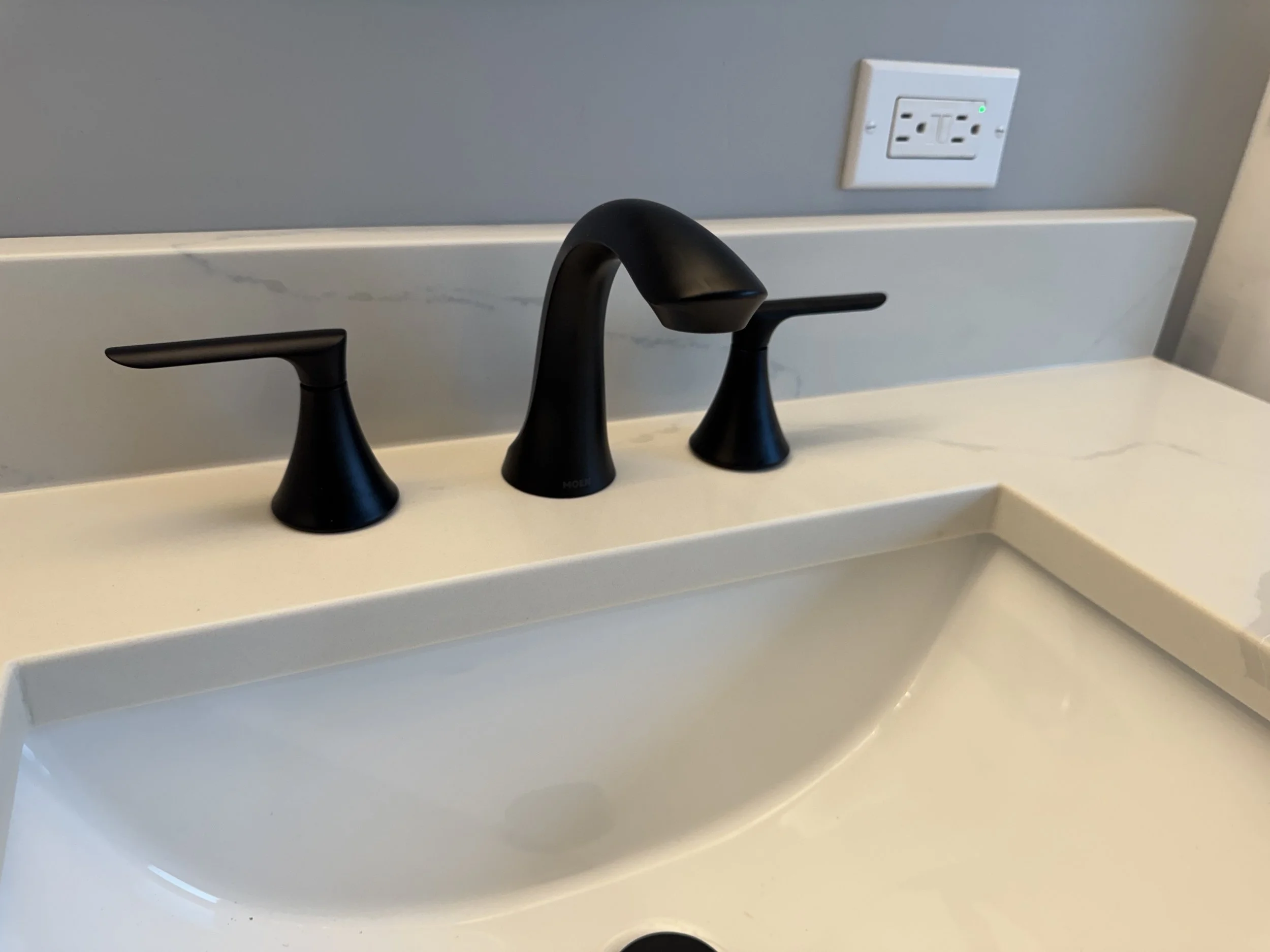 BATHROOM REMODEL -ROSELLE -SCHAUMBERG -NAPERVILLE- CHICAGO-MILWAUKEE- ROCKFORD-LAKE COUNTY - KANE COUNTY- DUPAGE COUNTY-  LILSE -HOMER GLEN- DOWNERS GROVE - LOMBARD-OAKBROOK-HIONSDALE-BURR RIDGE- WILMETTE - HIGHLAND PARK- SKOKIE - KITCHEN REMODEL- NI