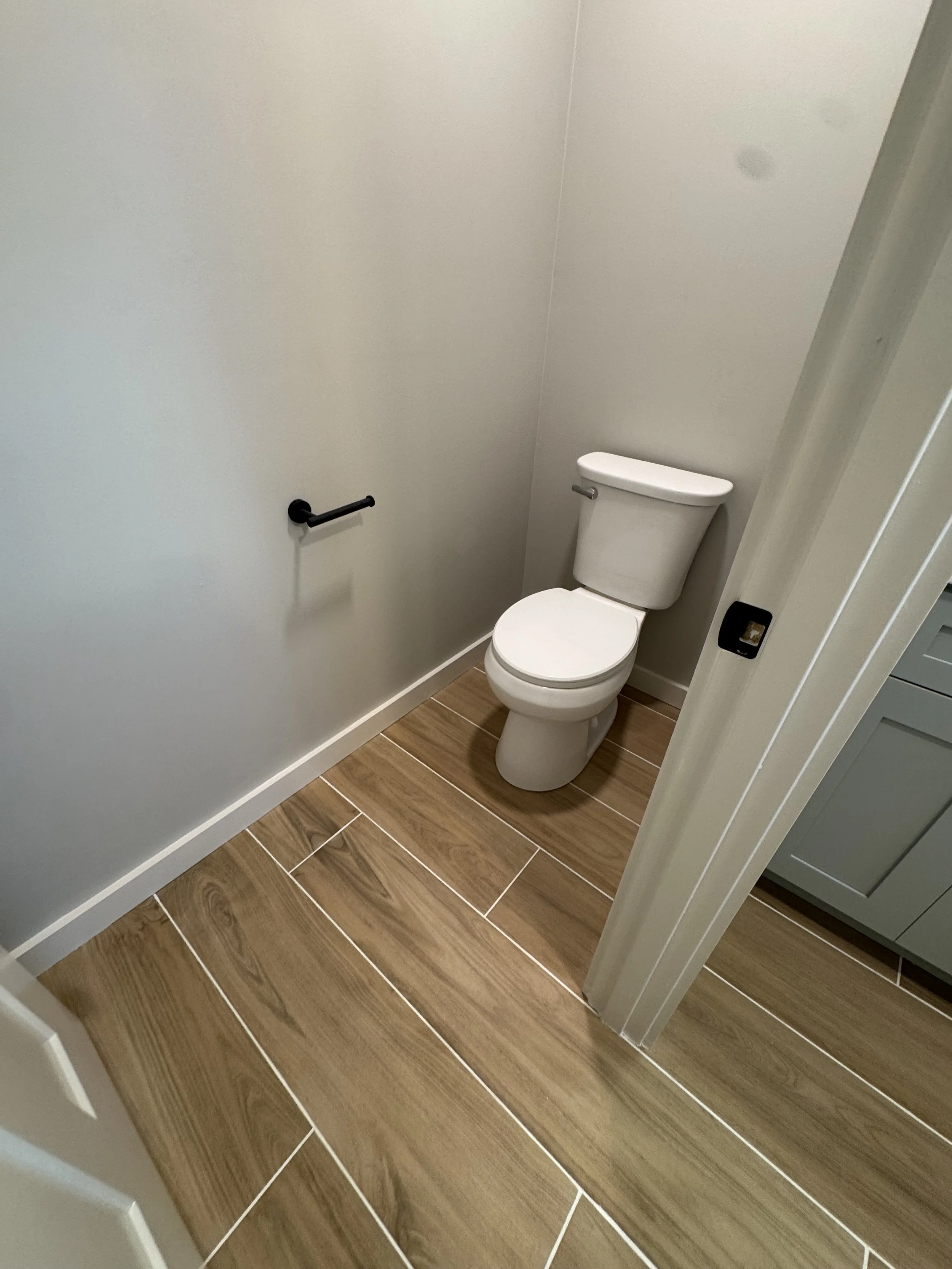 Kitchen remodeling Bathroom remodeling Kitchen and bath renovation Custom bathroom design — KASEYS CONTRACTORS https://www.kaseyscontractors.com/gallery/project-one-h346n-9696l Kitchen remodeling Bathroom remodeling Kitchen and bath renovation Custom