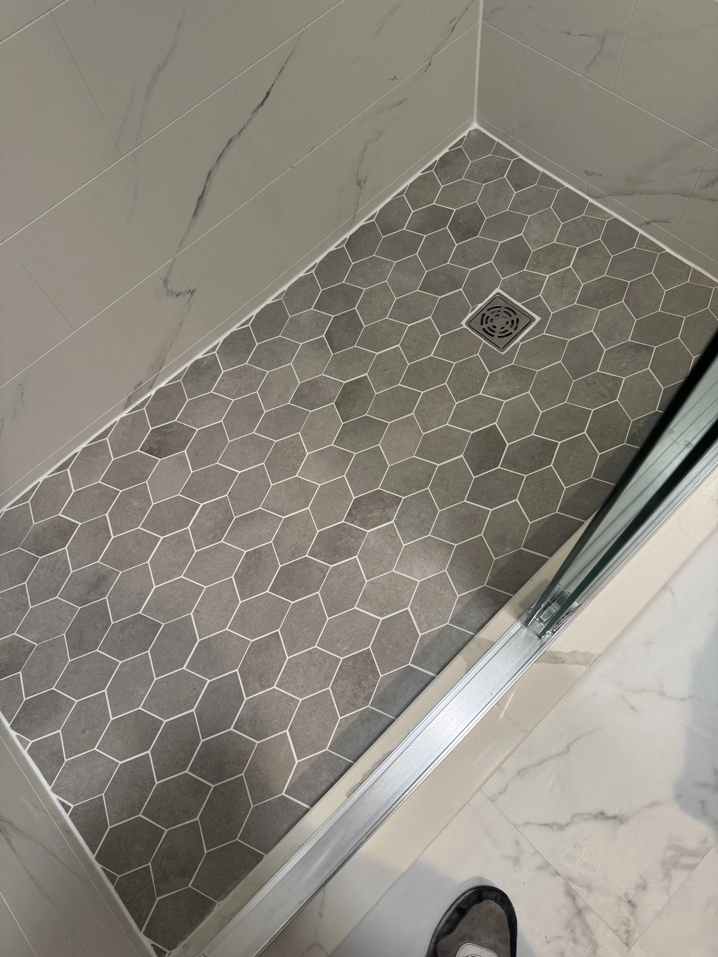 BATHROOM REMODEL -ROSELLE -SCHAUMBERG -NAPERVILLE- CHICAGO-MILWAUKEE- ROCKFORD-LAKE COUNTY - KANE COUNTY- DUPAGE COUNTY- LILSE -HOMER GLEN- DOWNERS GROVE - LOMBARD-OAKBROOK-HIONSDALE-BURR RIDGE- WILMETTE - HIGHLAND PARK- WOODSTOCK- AURORA - JOILET - 