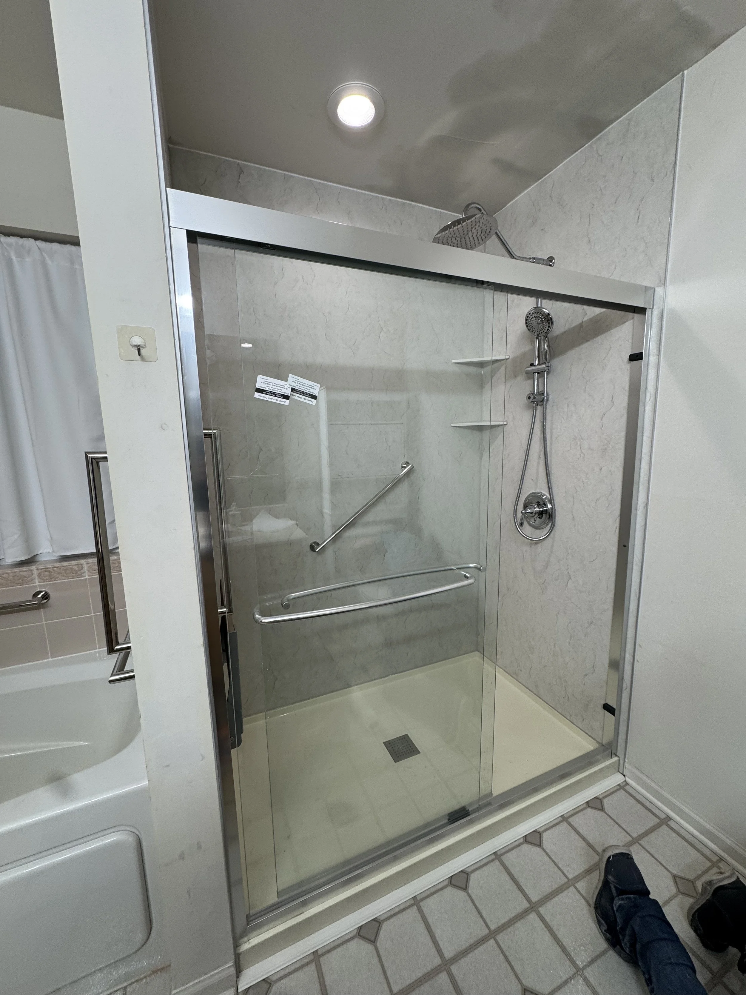 BATHROOM REMODEL -ROSELLE -SCHAUMBERG -NAPERVILLE- CHICAGO-MILWAUKEE- ROCKFORD-LAKE COUNTY - KANE COUNTY- DUPAGE COUNTY- LILSE -HOMER GLEN- DOWNERS GROVE - LOMBARD-OAKBROOK-HIONSDALE-BURR RIDGE- WILMETTE - HIGHLAND PARK- SKOKIE - KITCHEN REMODEL- NIL