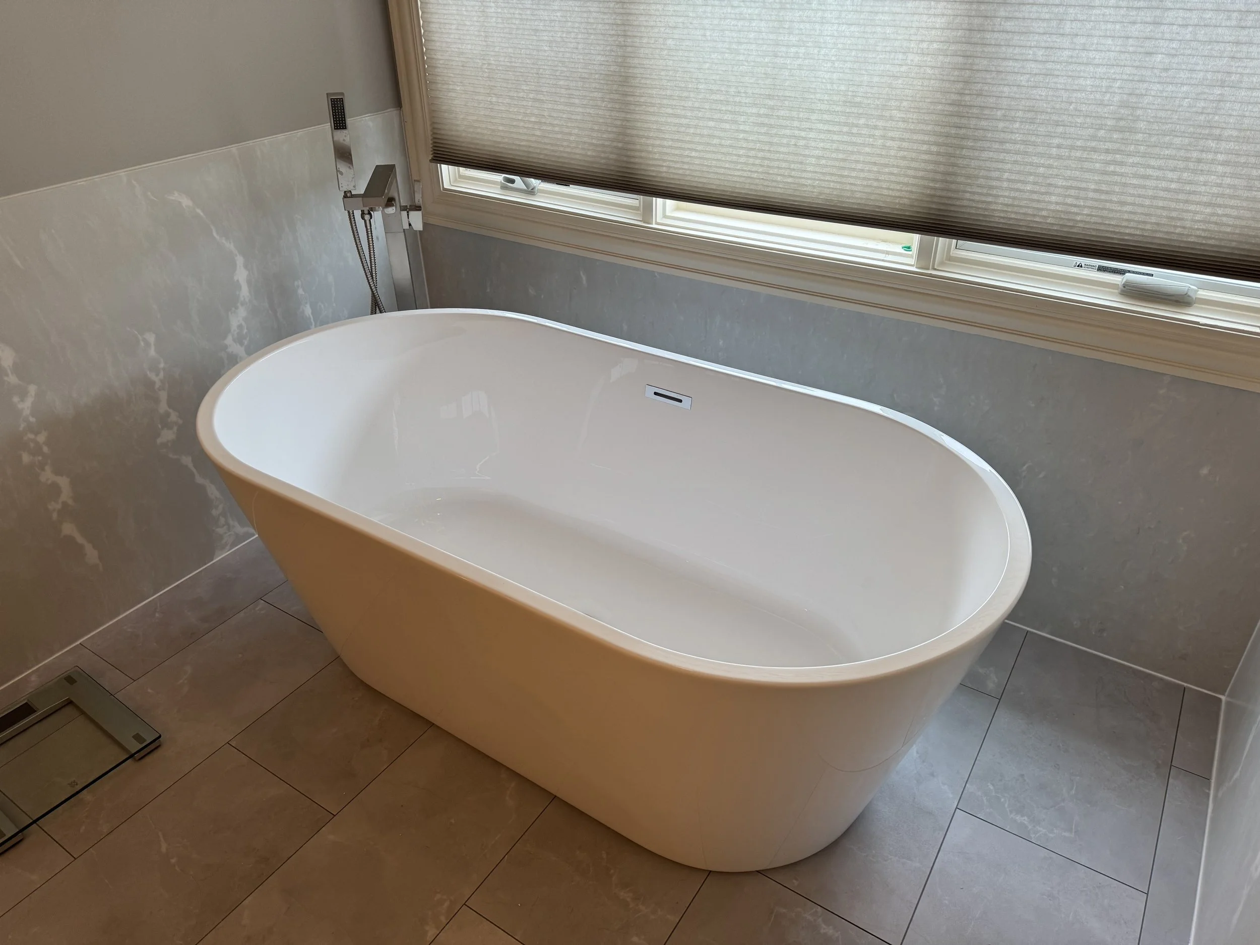 BATHROOM REMODEL -ROSELLE -SCHAUMBERG -NAPERVILLE- CHICAGO-MILWAUKEE- ROCKFORD-LAKE COUNTY - KANE COUNTY- DUPAGE COUNTY- LILSE -HOMER GLEN- DOWNERS GROVE - LOMBARD-OAKBROOK-HIONSDALE-BURR RIDGE- WILMETTE - HIGHLAND PARK- WOODSTOCK- AURORA - JOILET - 