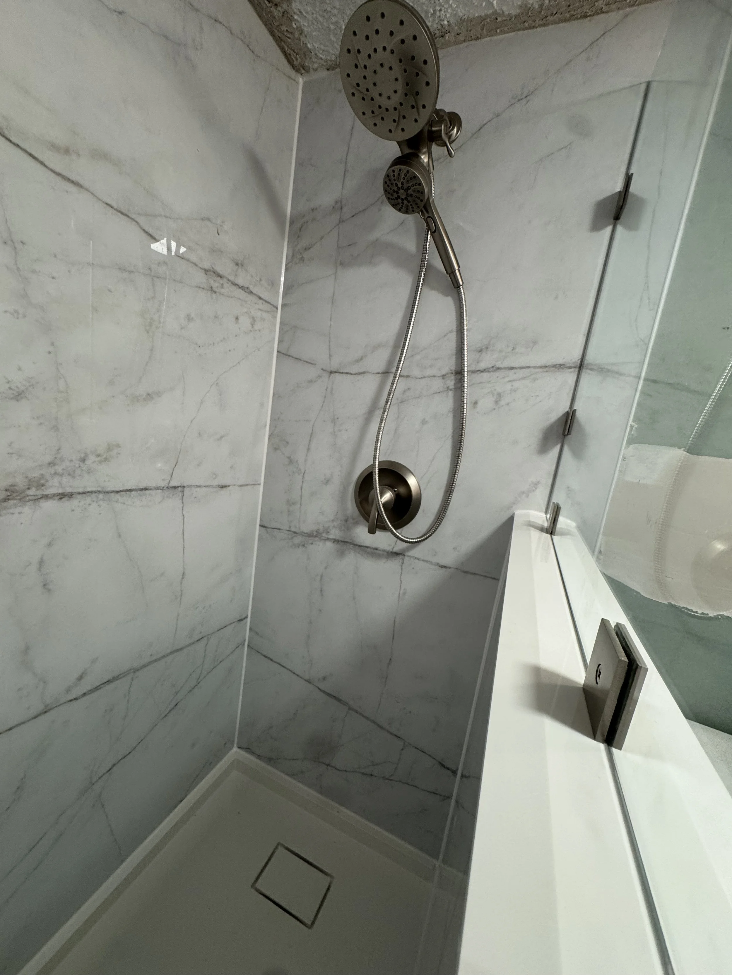 Kitchen remodeling Bathroom remodeling Kitchen and bath renovation Custom bathroom design — KASEYS CONTRACTORS https://www.kaseyscontractors.com/gallery/project-one-h346n-9696l Kitchen remodeling Bathroom remodeling Kitchen and bath renovation Custom