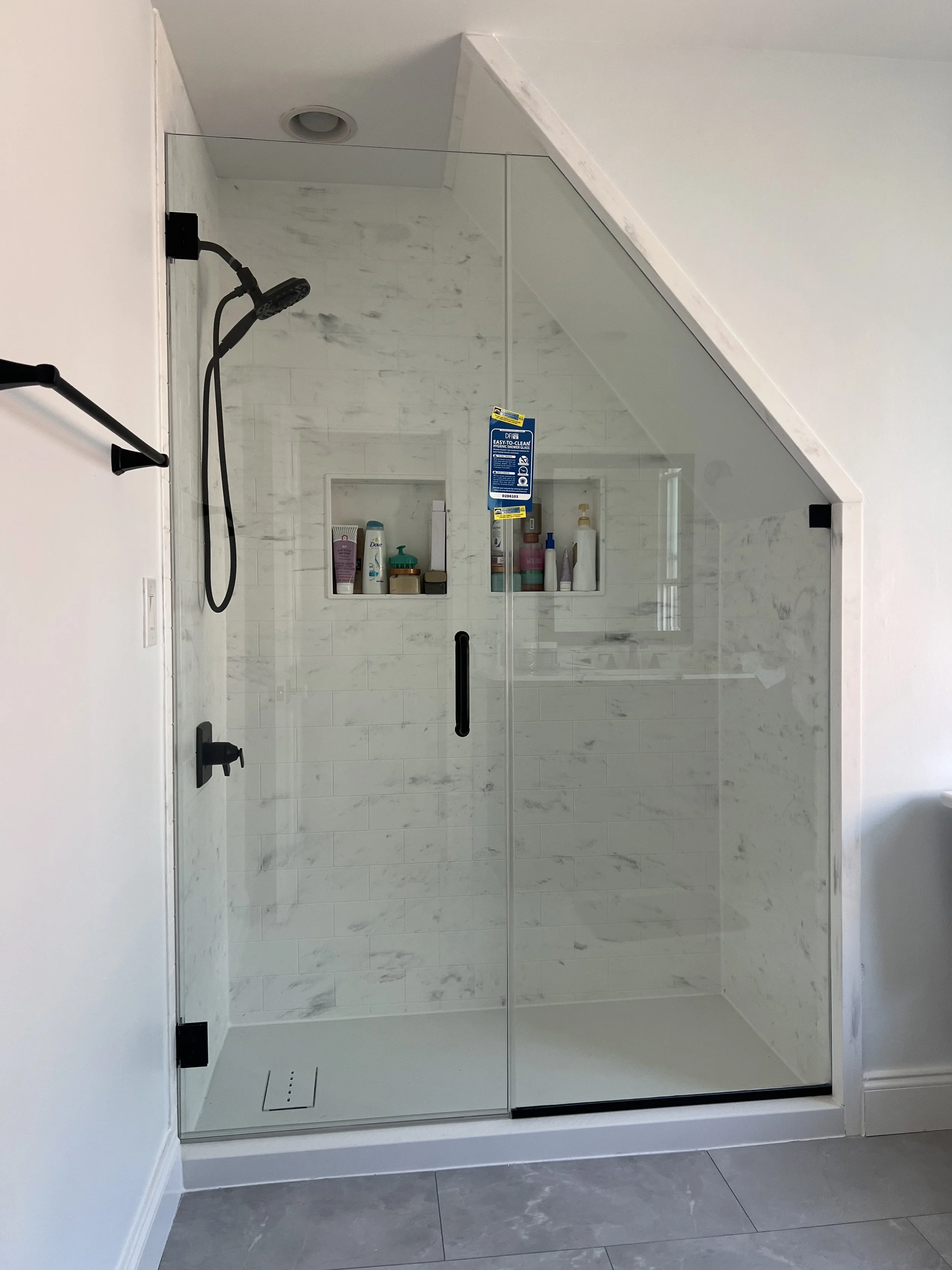 BATHROOM REMODEL -ROSELLE -SCHAUMBERG -NAPERVILLE- CHICAGO-MILWAUKEE- ROCKFORD-LAKE COUNTY - KANE COUNTY- DUPAGE COUNTY- LILSE -HOMER GLEN- DOWNERS GROVE - LOMBARD-OAKBROOK-HIONSDALE-BURR RIDGE- WILMETTE - HIGHLAND PARK- WOODSTOCK- AURORA - JOILET - 