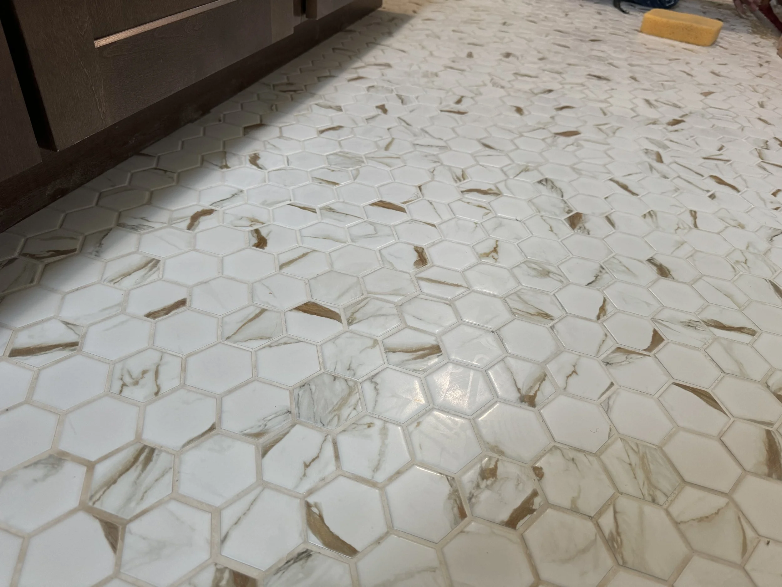 HEXAGON TILED FLOOR FULL BATHROOM REMODEL