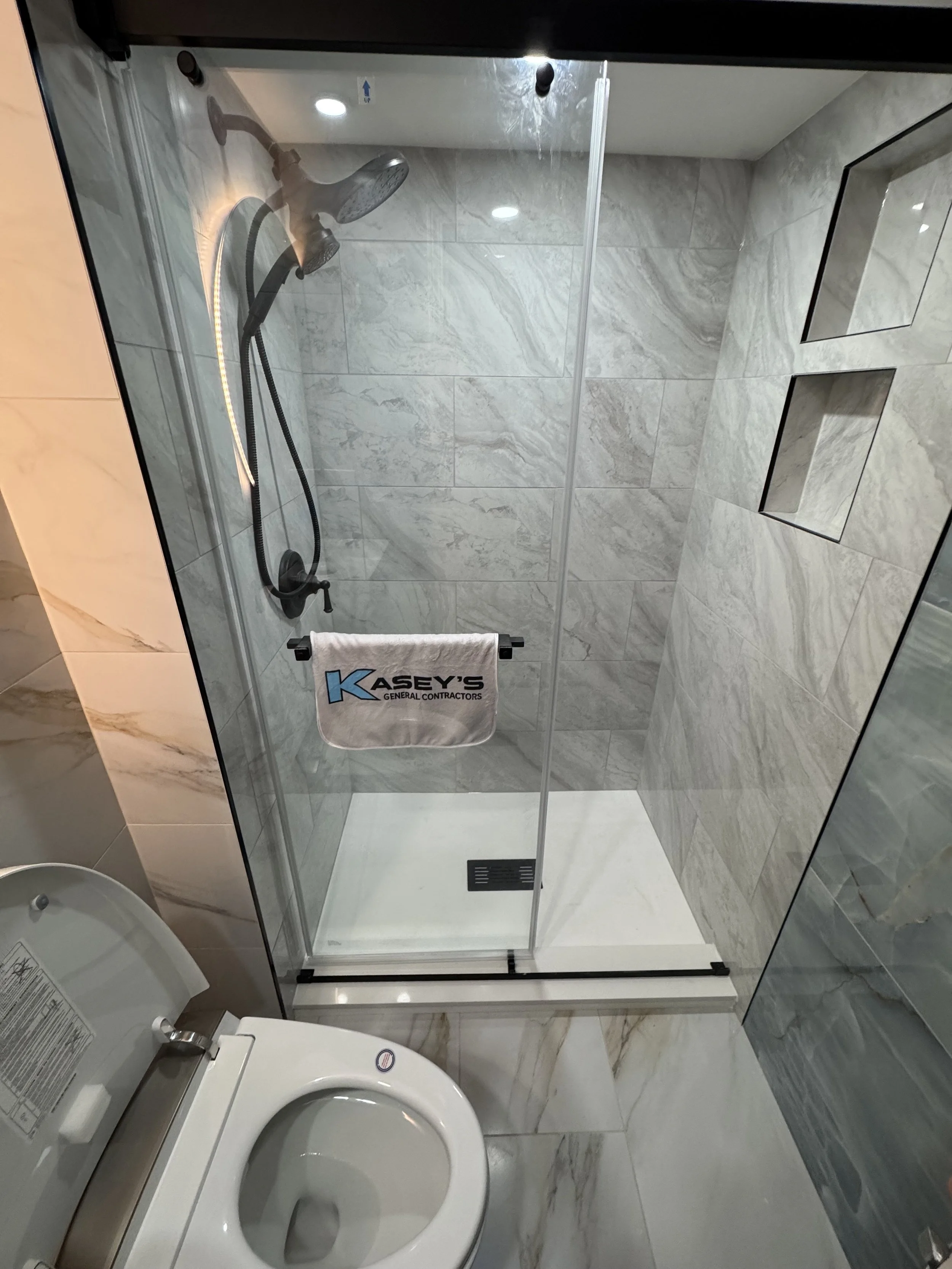 BATHROOM REMODEL -ROSELLE -SCHAUMBERG -NAPERVILLE- CHICAGO-MILWAUKEE- ROCKFORD-LAKE COUNTY - KANE COUNTY- DUPAGE COUNTY-  LILSE -HOMER GLEN- DOWNERS GROVE - LOMBARD-OAKBROOK-HIONSDALE-BURR RIDGE- WILMETTE - HIGHLAND PARK- SKOKIE - KITCHEN REMODEL- NI