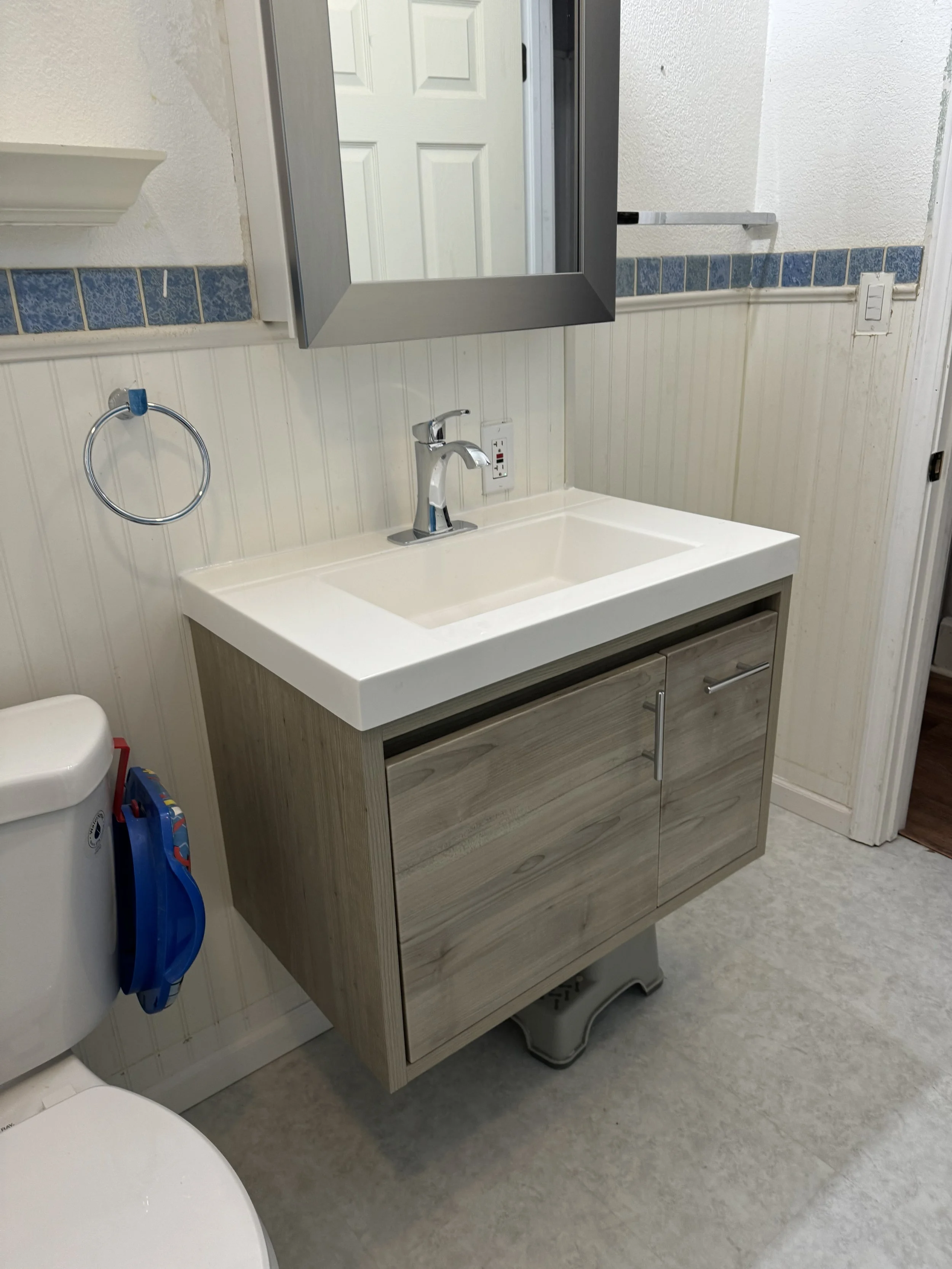 BATHROOM REMODEL -ROSELLE -SCHAUMBERG -NAPERVILLE- CHICAGO-MILWAUKEE- ROCKFORD-LAKE COUNTY - KANE COUNTY- DUPAGE COUNTY- LILSE -HOMER GLEN- DOWNERS GROVE - LOMBARD-OAKBROOK-HIONSDALE-BURR RIDGE- WILMETTE - HIGHLAND PARK- WOODSTOCK- AURORA - JOILET - 