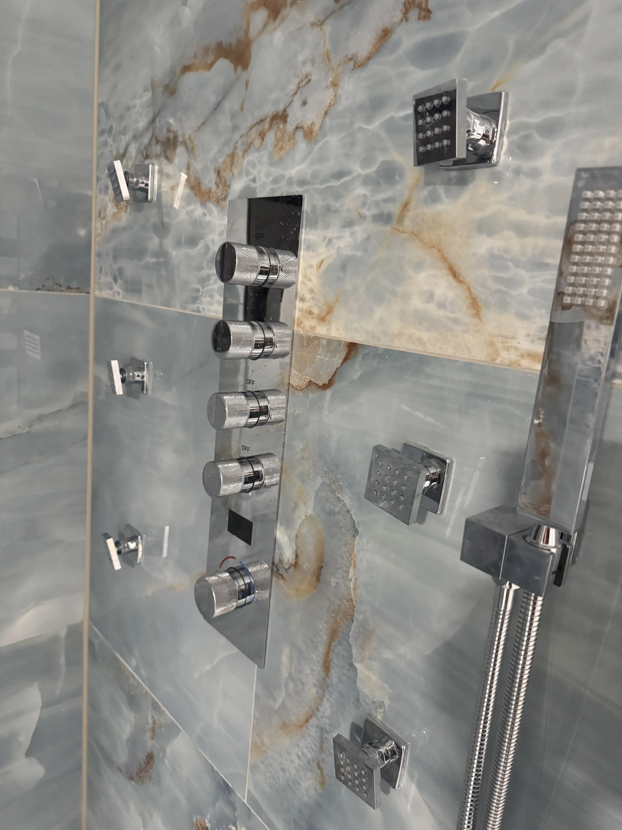 BATHROOM REMODEL -ROSELLE -SCHAUMBERG -NAPERVILLE- CHICAGO-MILWAUKEE- ROCKFORD-LAKE COUNTY - KANE COUNTY- DUPAGE COUNTY- LILSE -HOMER GLEN- DOWNERS GROVE - LOMBARD-OAKBROOK-HIONSDALE-BURR RIDGE- WILMETTE - HIGHLAND PARK- WOODSTOCK- AURORA - JOILET - 