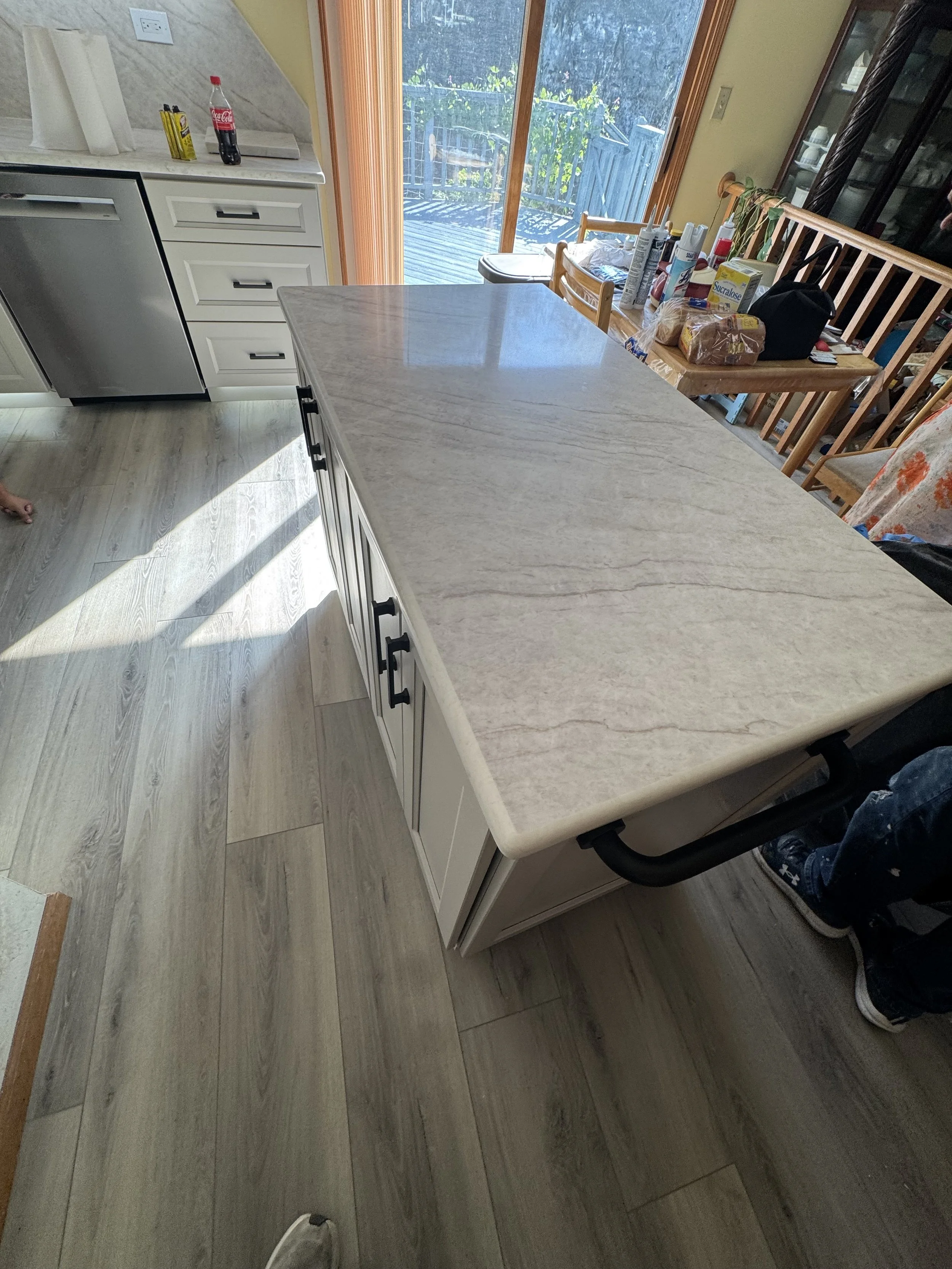 Kitchen remodeling Bathroom remodeling Kitchen and bath renovation Custom bathroom design — KASEYS CONTRACTORS https://www.kaseyscontractors.com/gallery/project-one-h346n-9696l Kitchen remodeling Bathroom remodeling Kitchen and bath renovation Custom
