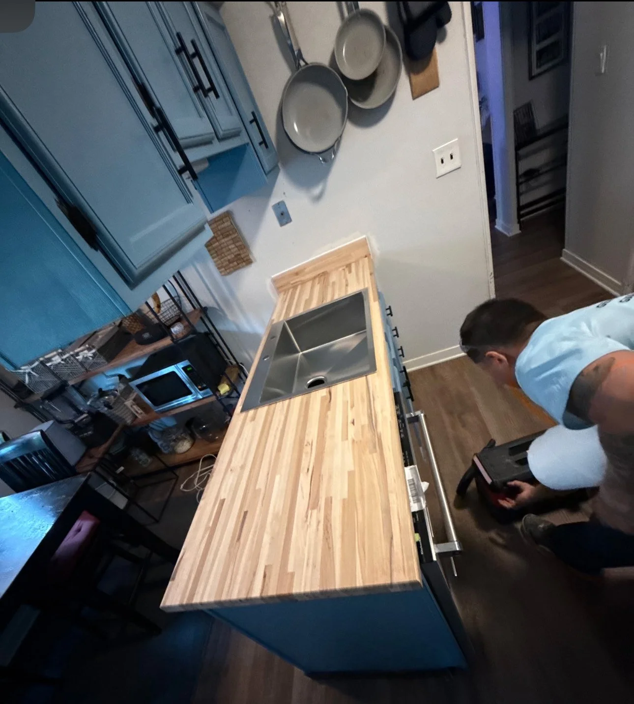 Kitchen remodeling
Bathroom remodeling
Kitchen and bath renovation
Custom bathroom design